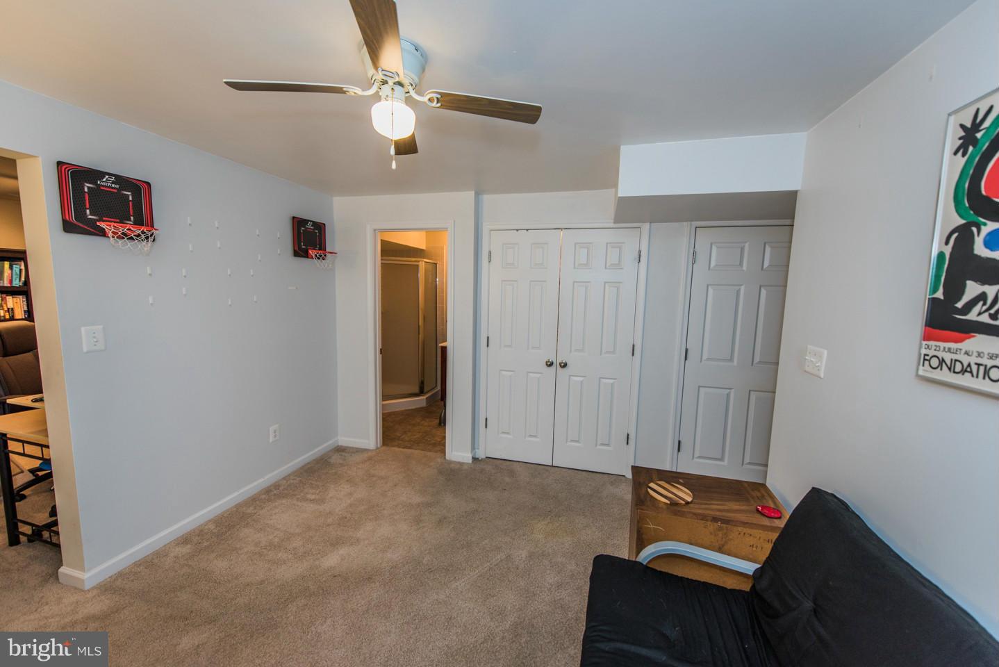 LAKELAND PLACE - Residential