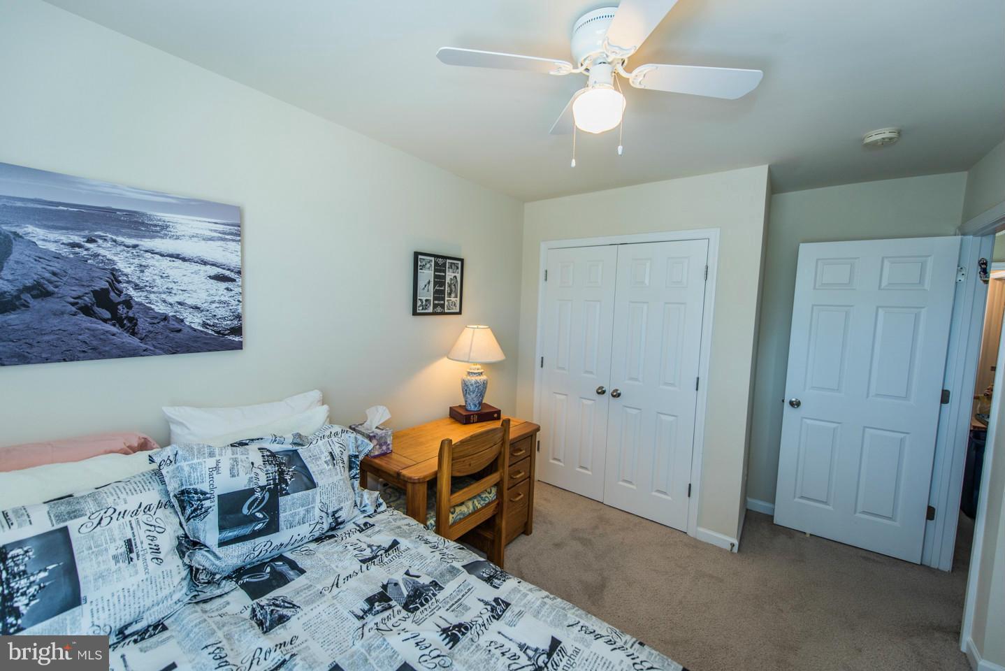 LAKELAND PLACE - Residential