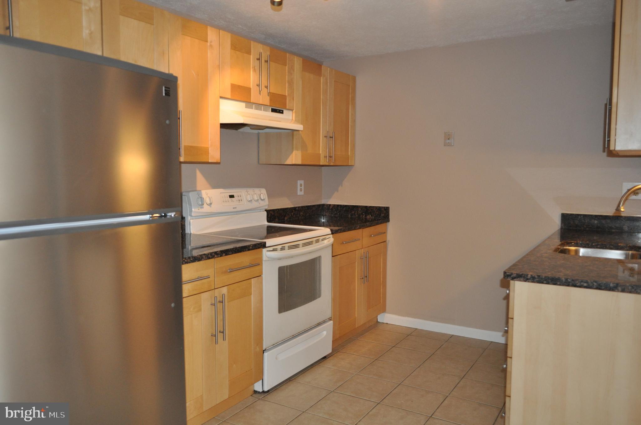 CLARY'S FOREST - Residential Lease