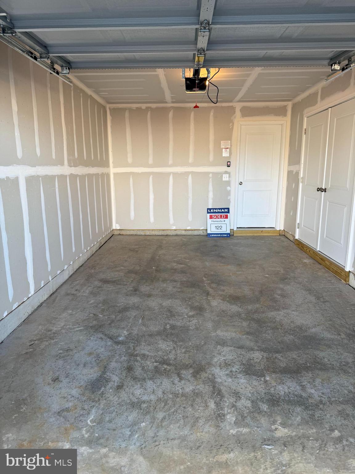 SHENANDOAH SPRINGS - Residential Lease