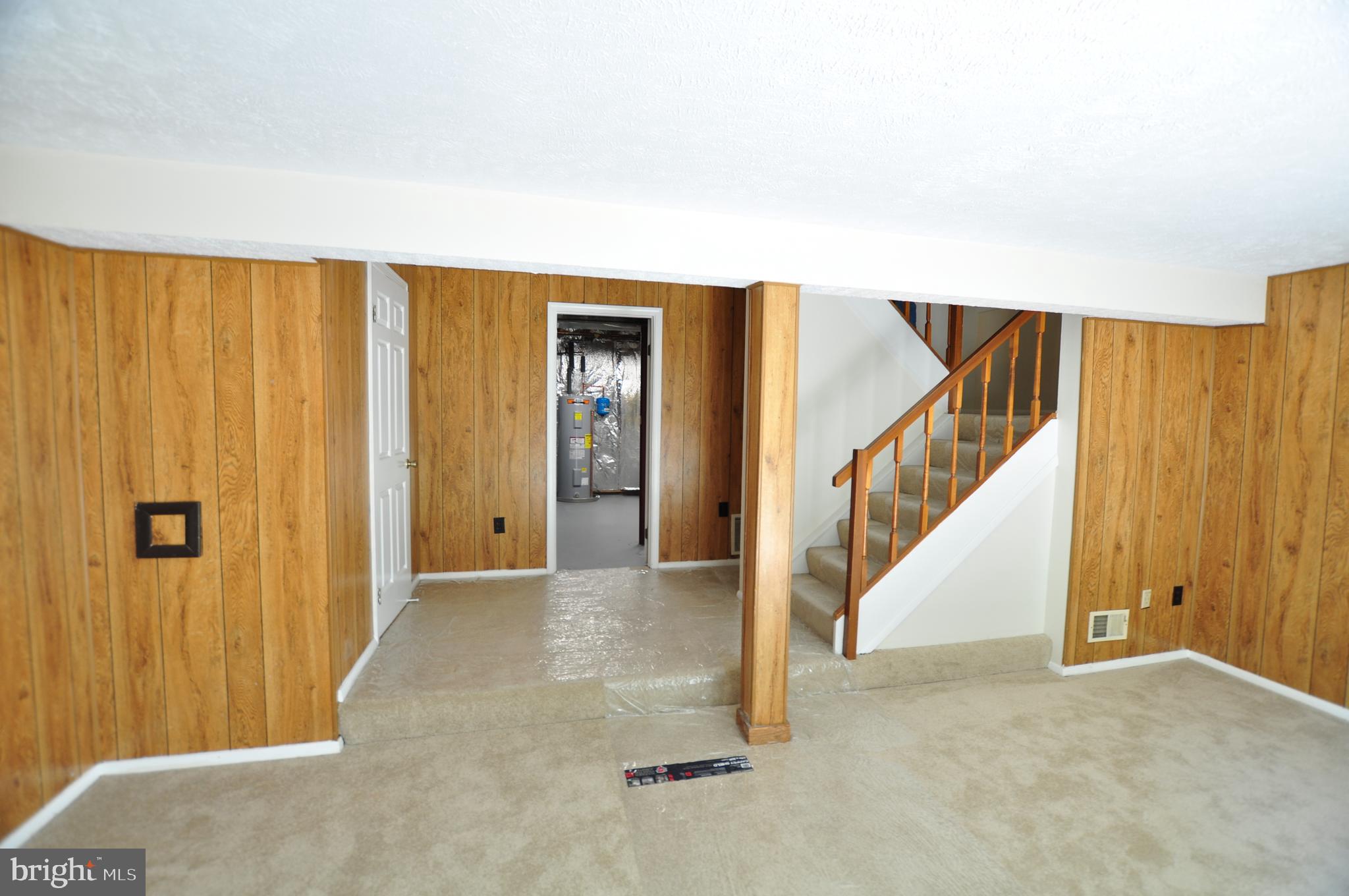 MILL CREEK SOUTH - Residential Lease