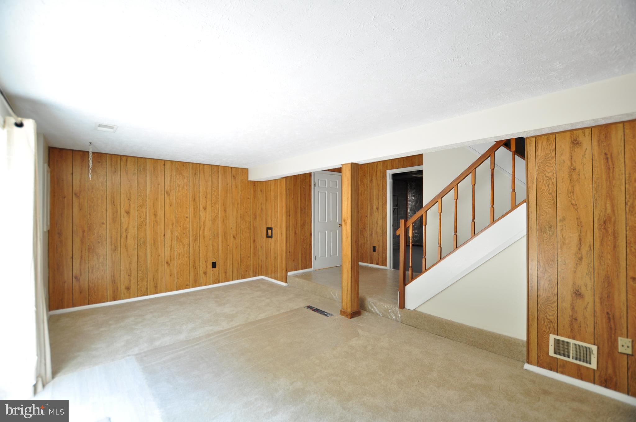 MILL CREEK SOUTH - Residential Lease