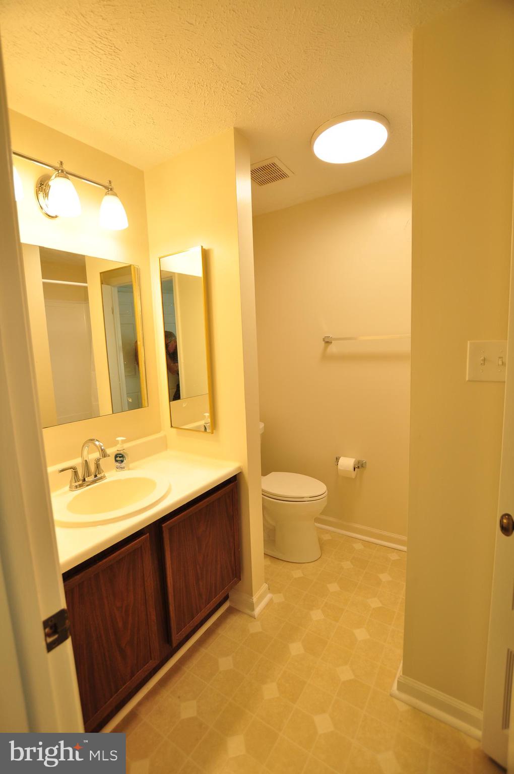 MILL CREEK SOUTH - Residential Lease