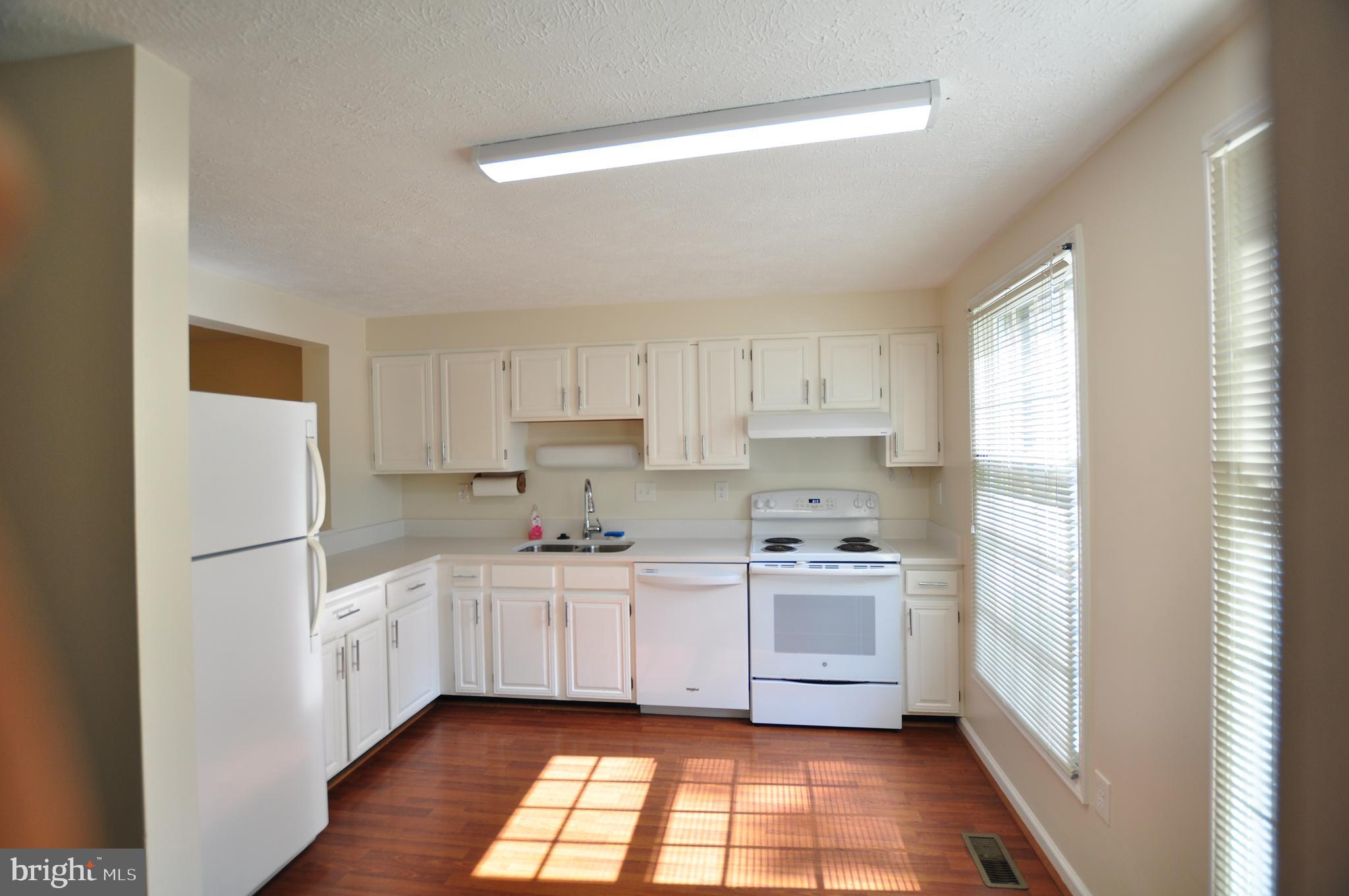 MILL CREEK SOUTH - Residential Lease