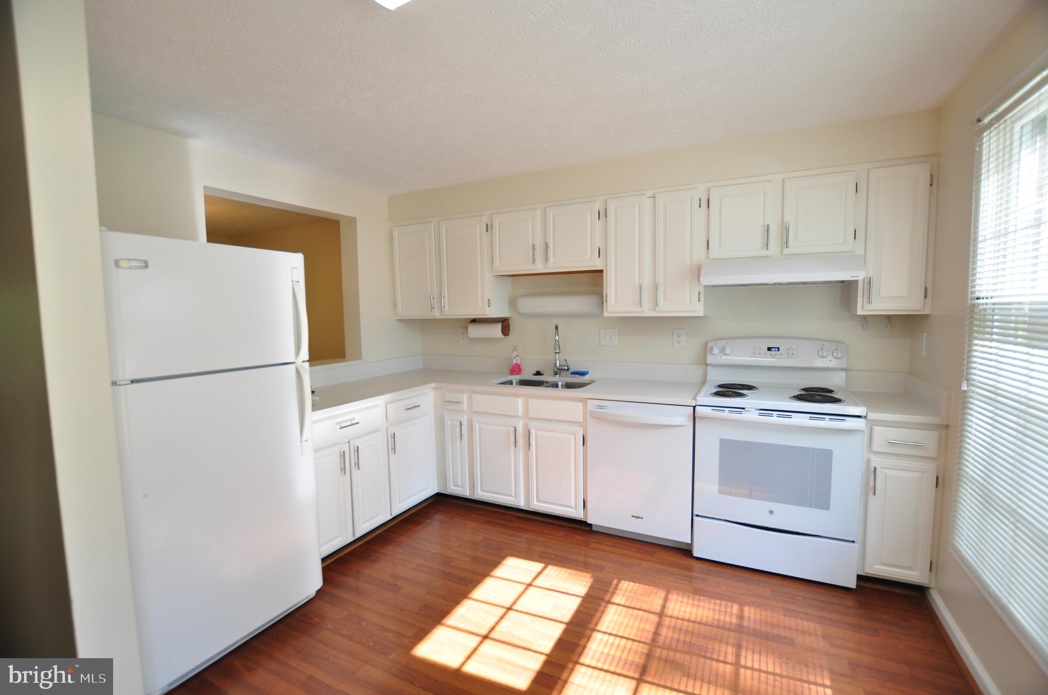 MILL CREEK SOUTH - Residential Lease