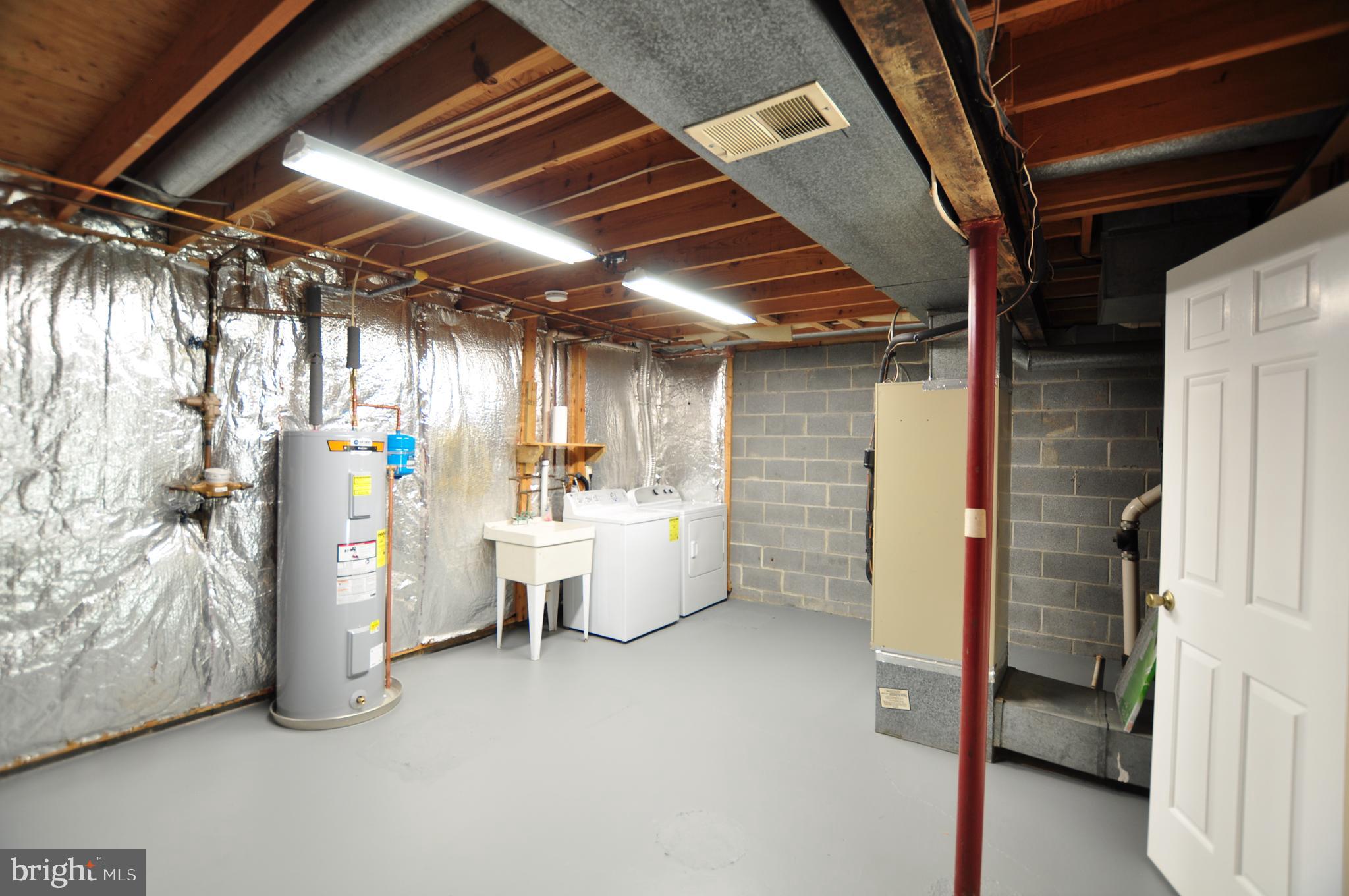 MILL CREEK SOUTH - Residential Lease