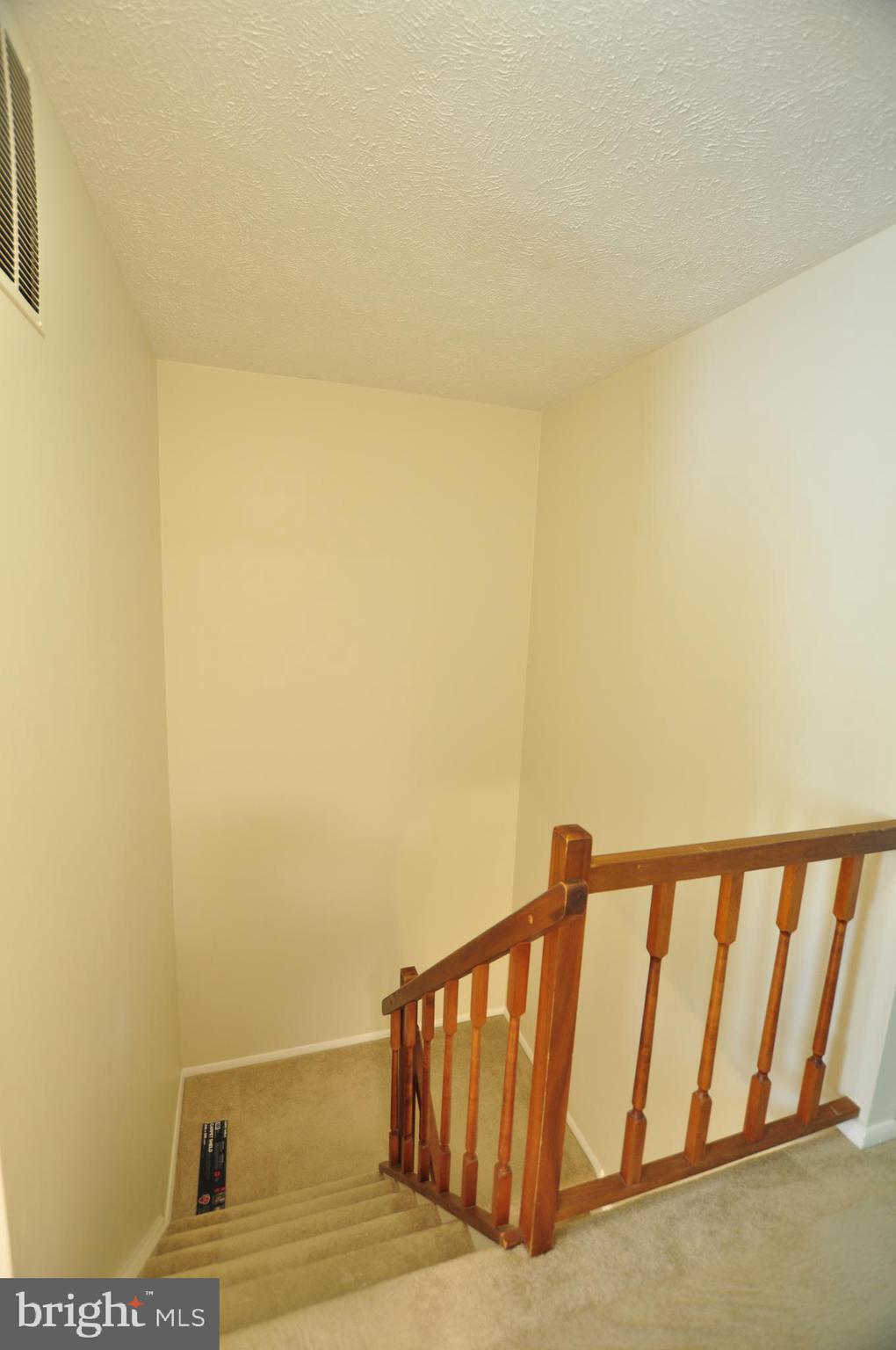 MILL CREEK SOUTH - Residential Lease