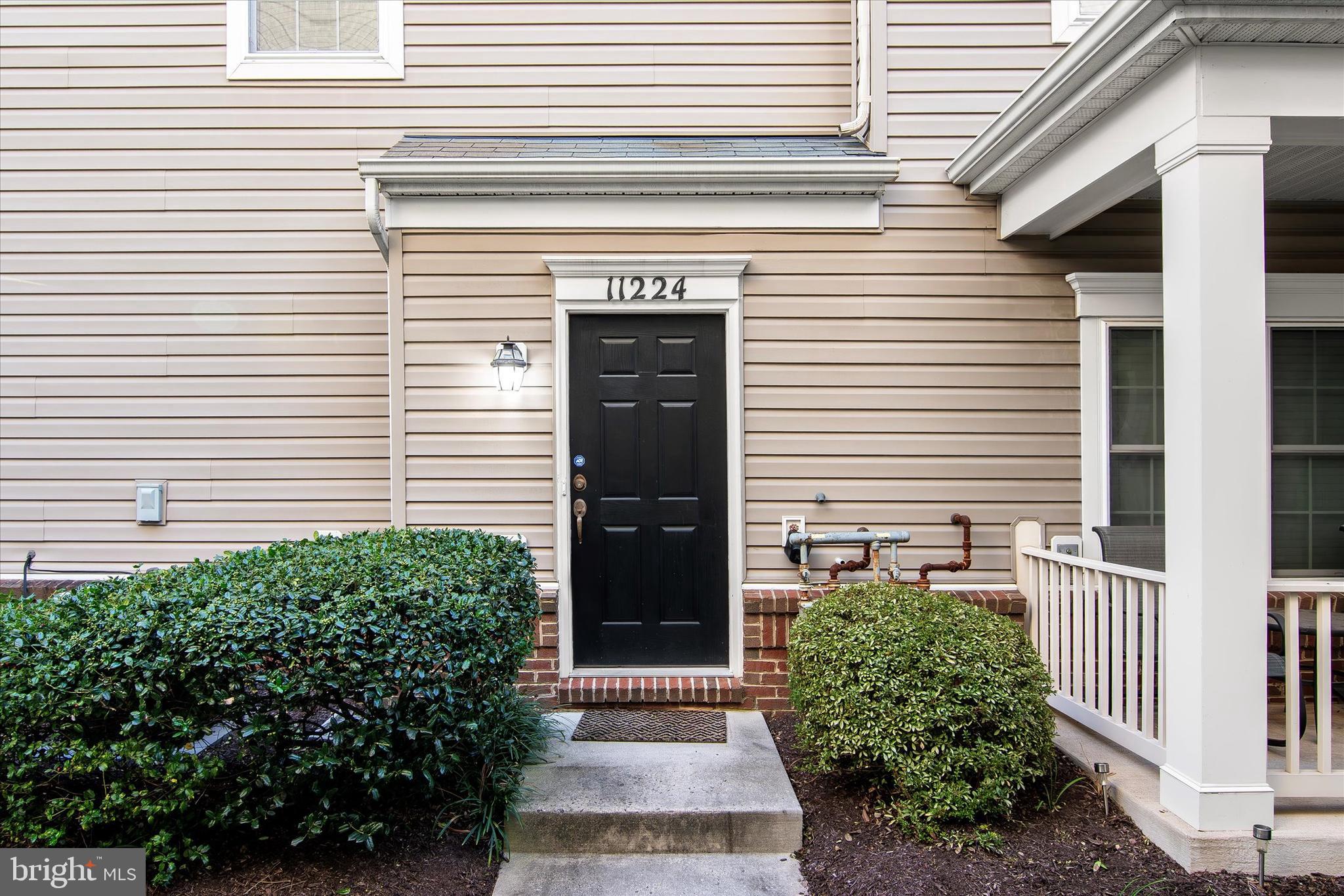 CHATSWORTH VILLAGE CONDO - Residential Lease