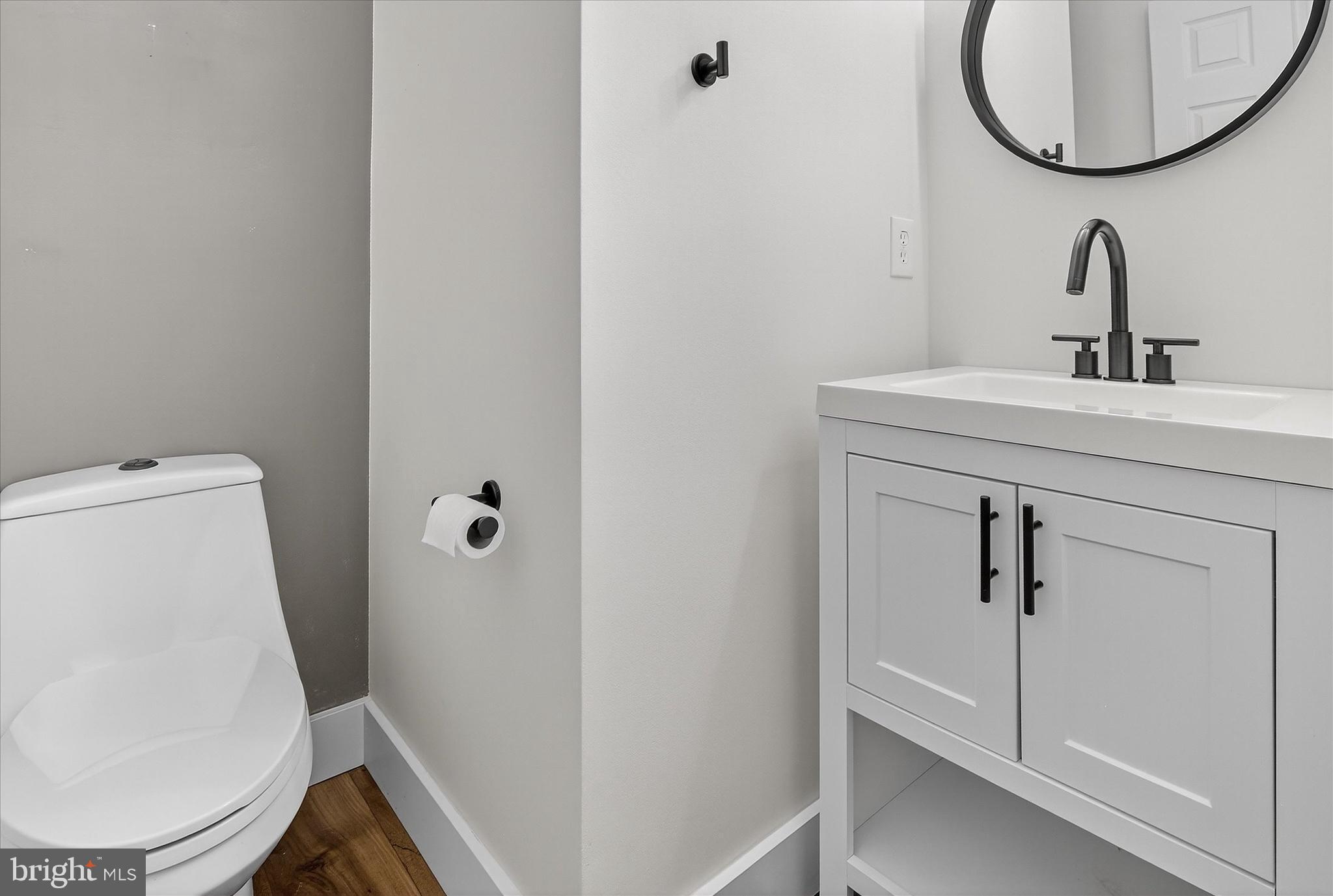 CHATSWORTH VILLAGE CONDO - Residential Lease