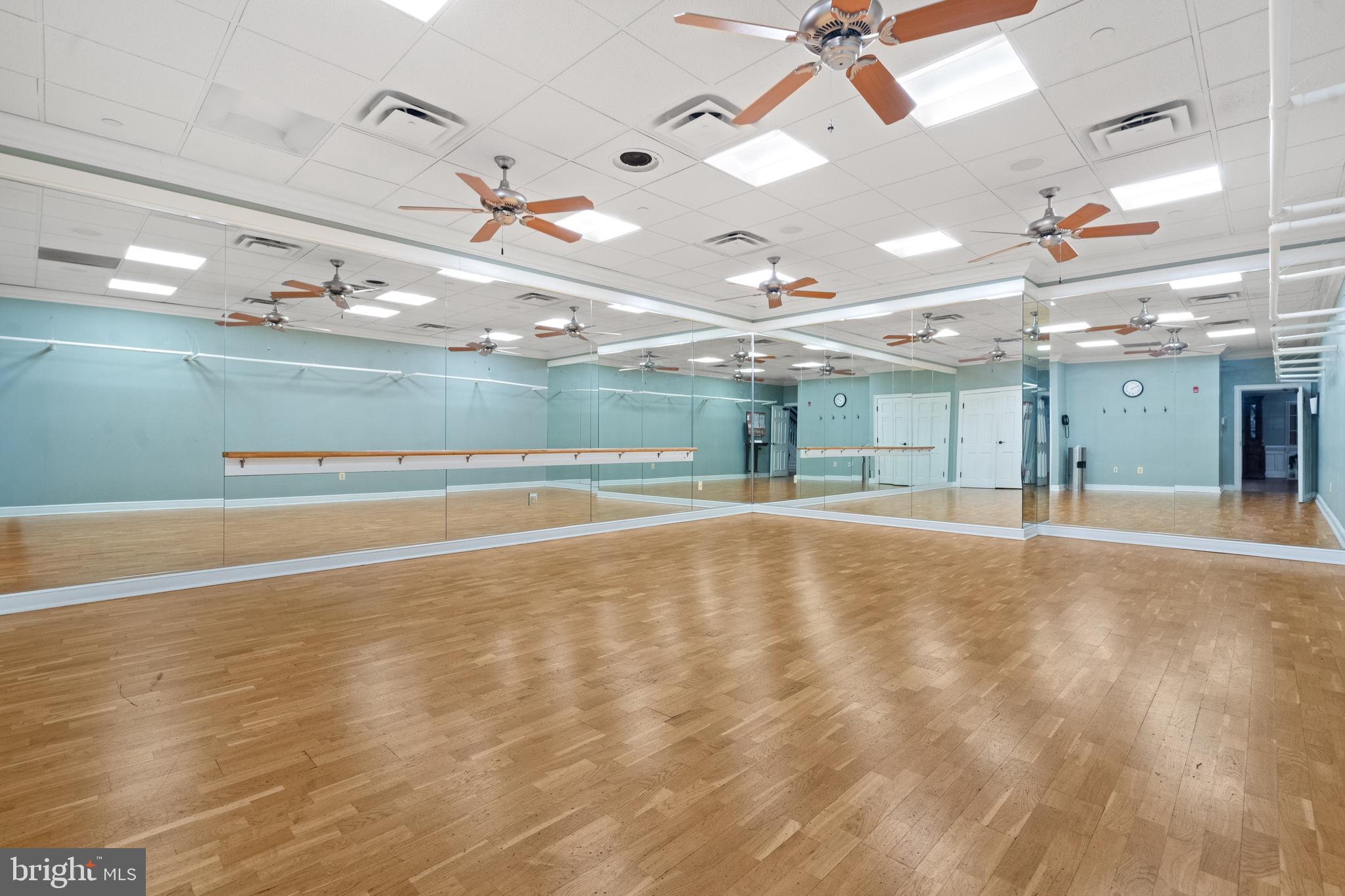 REGENCY AT DOMINION VALLEY - Residential