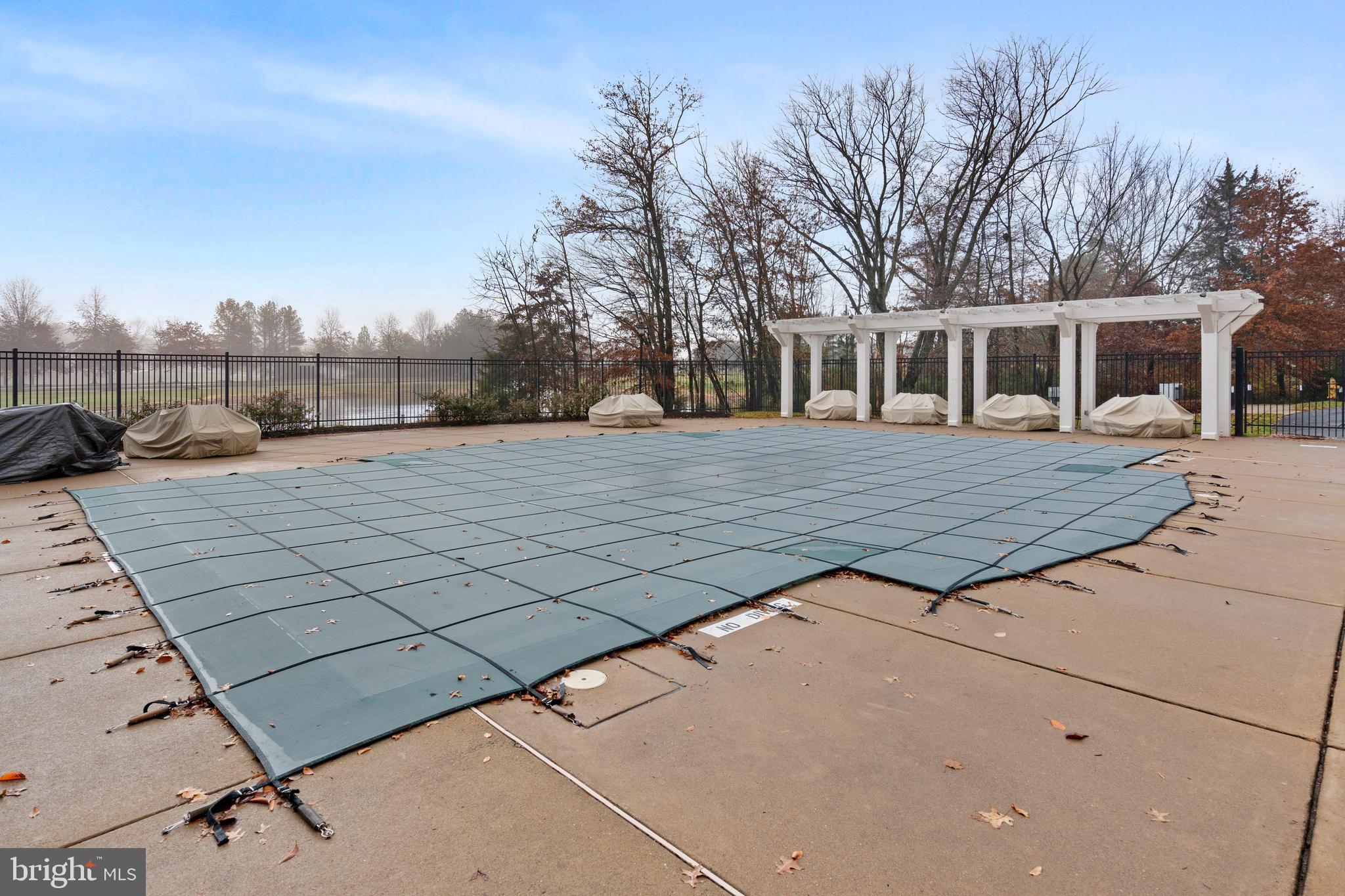 REGENCY AT DOMINION VALLEY - Residential