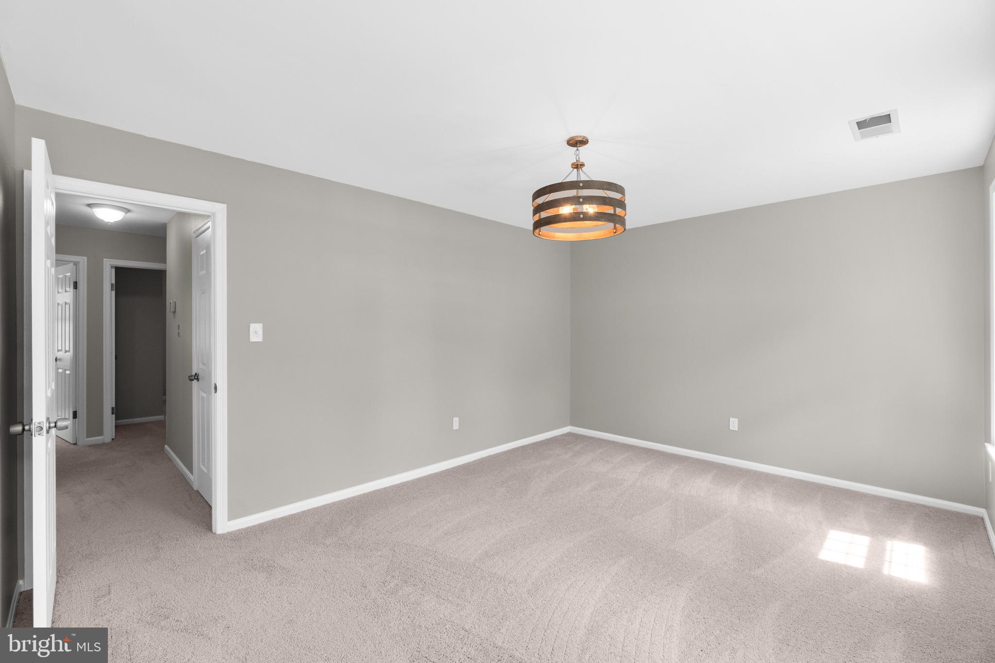 BEAVERBROOK - Residential