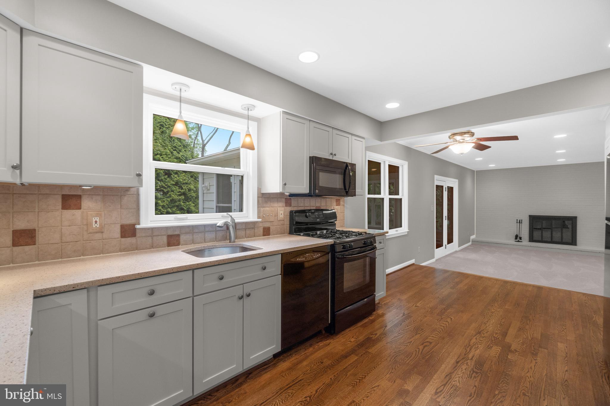 BEAVERBROOK - Residential