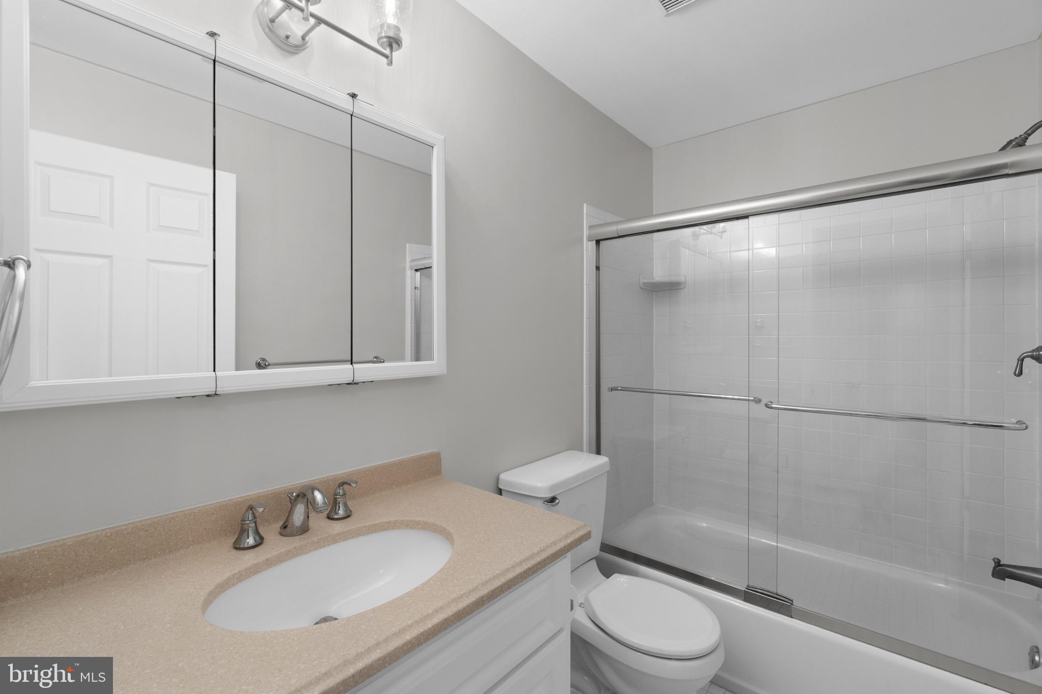 BEAVERBROOK - Residential