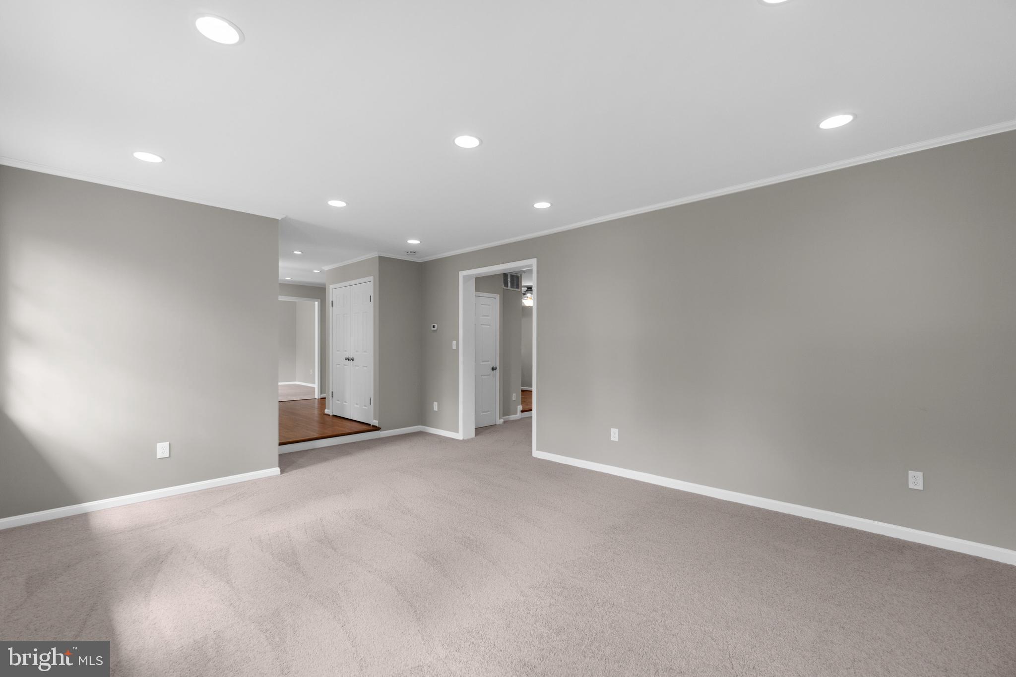 BEAVERBROOK - Residential