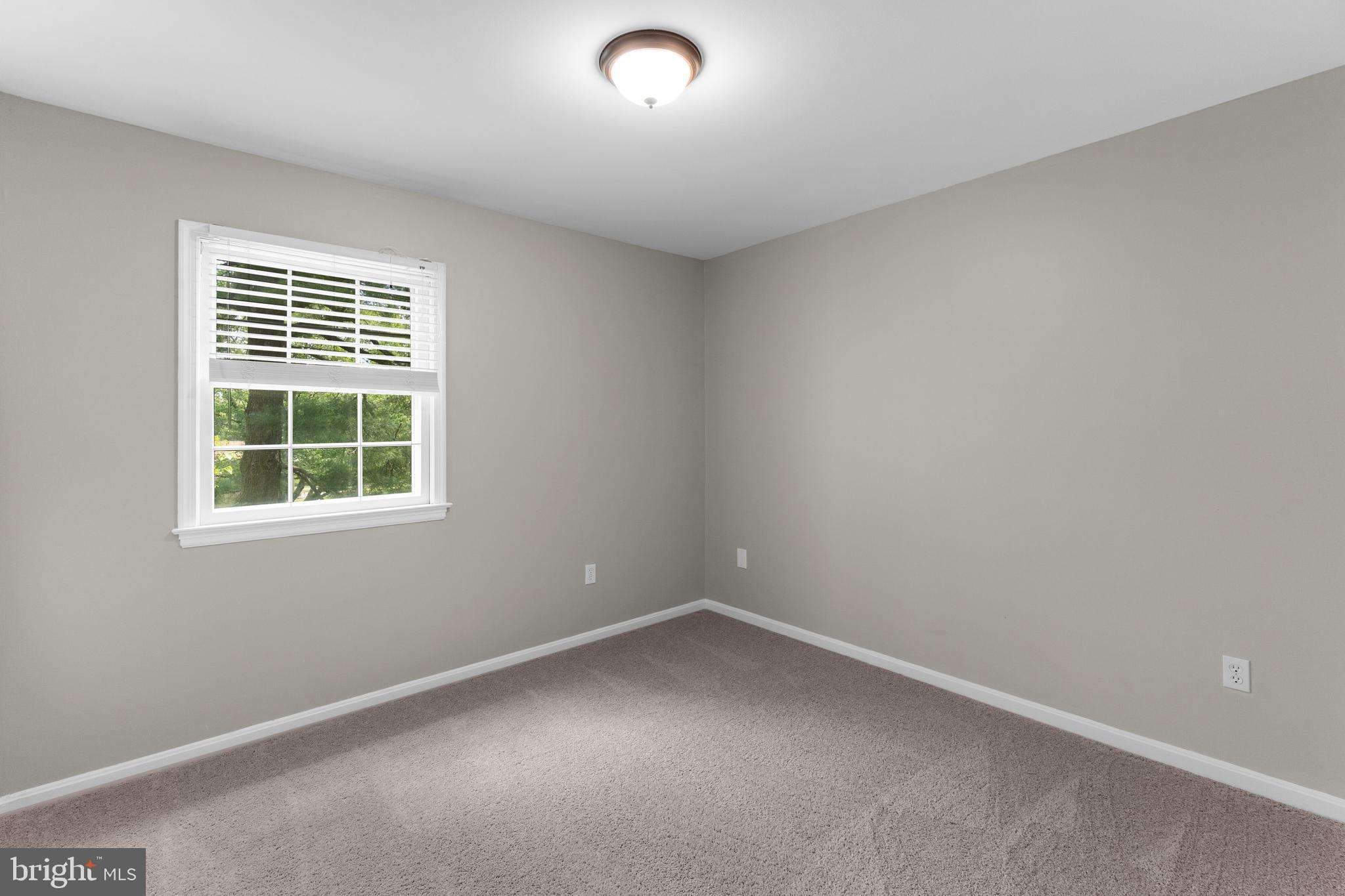 BEAVERBROOK - Residential