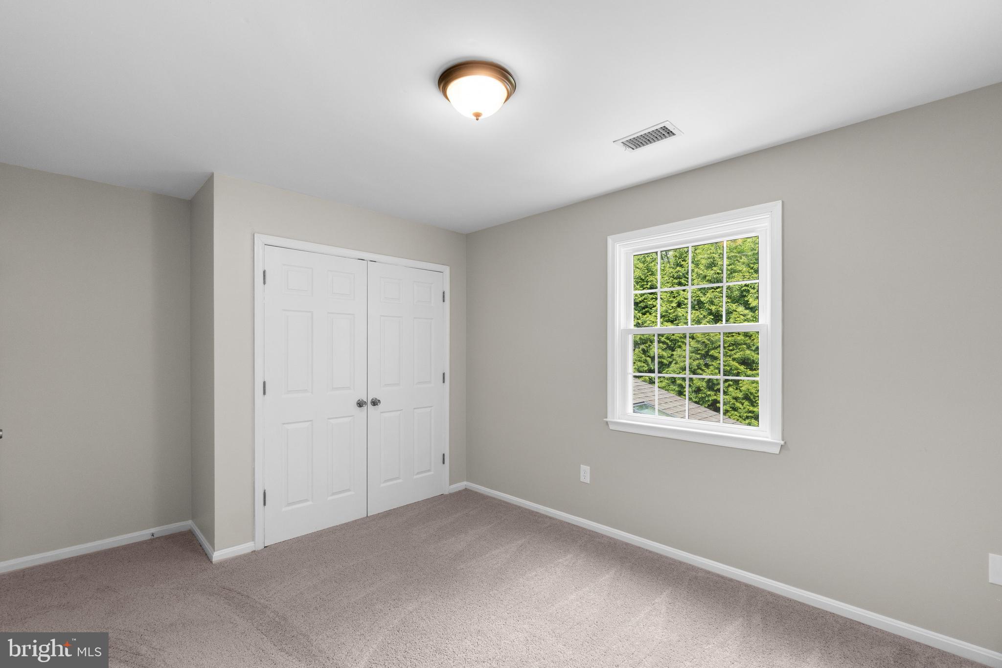 BEAVERBROOK - Residential