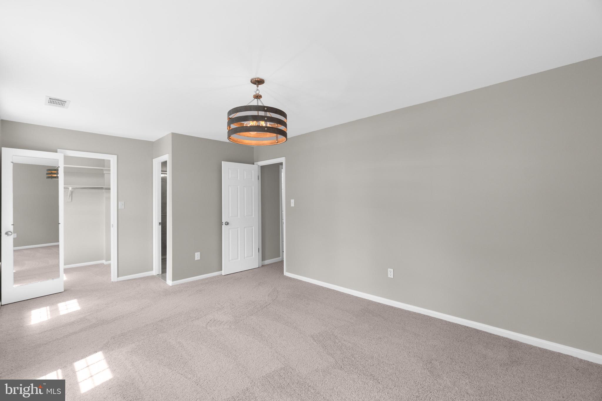 BEAVERBROOK - Residential