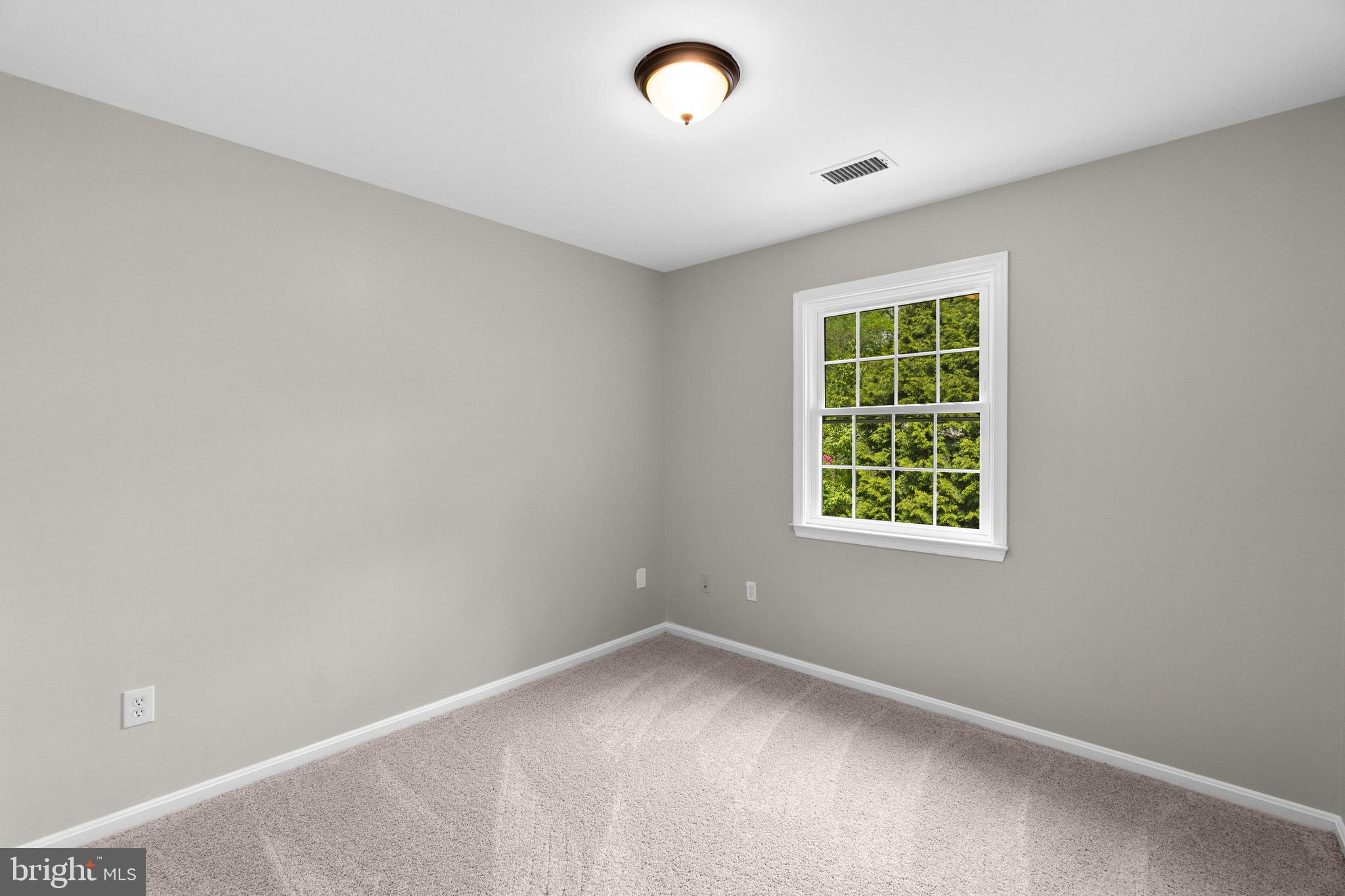 BEAVERBROOK - Residential