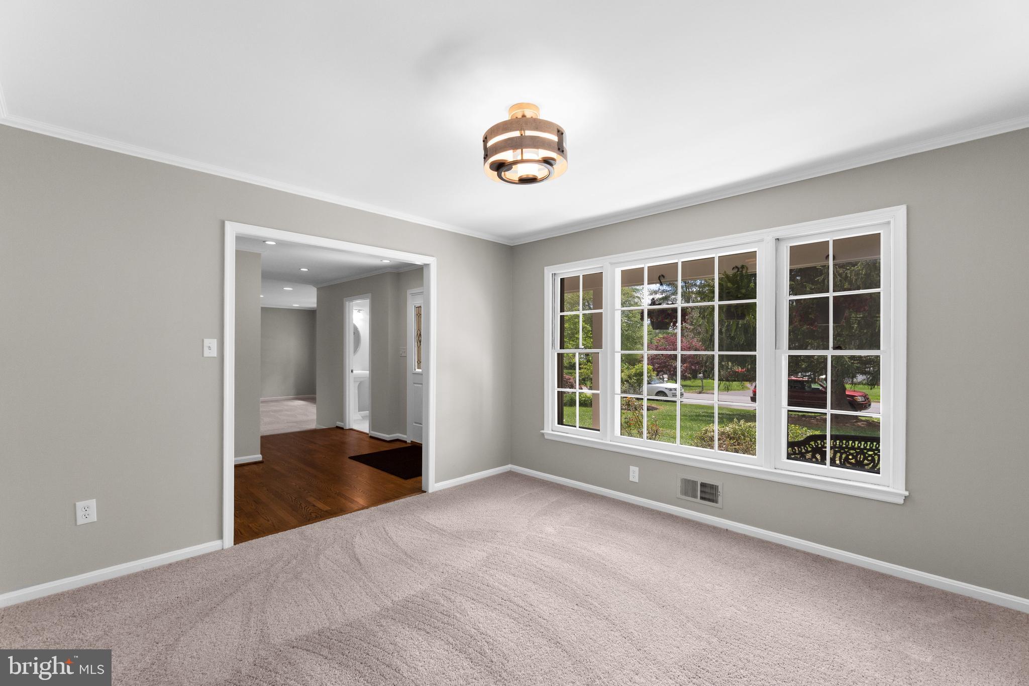 BEAVERBROOK - Residential