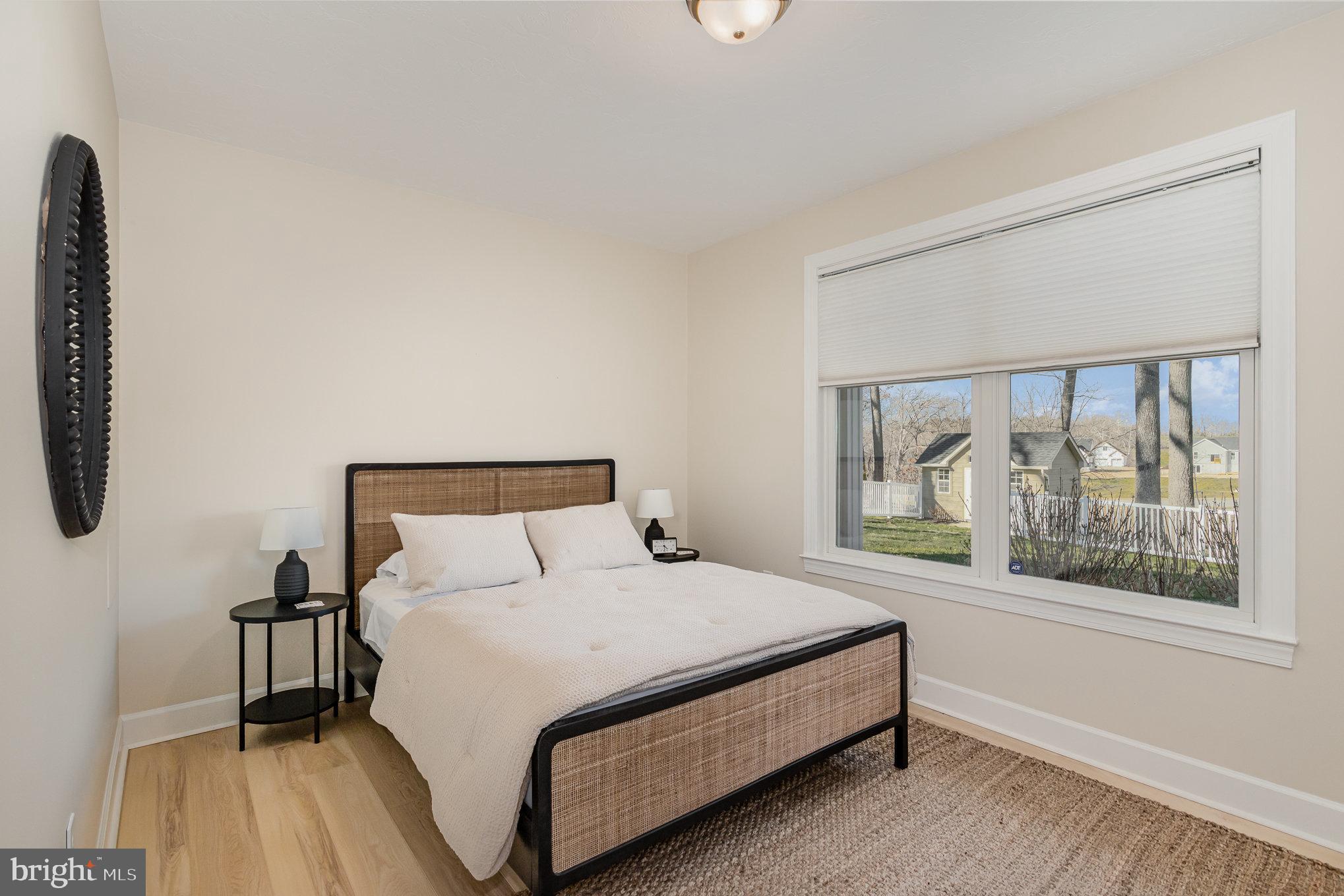 THORNBURY HUNT - Residential