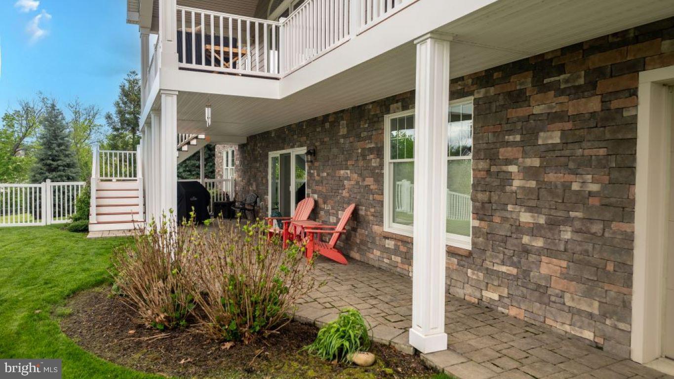 THORNBURY HUNT - Residential