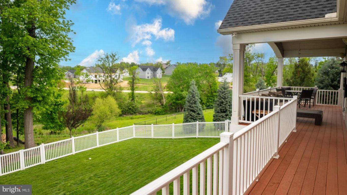 THORNBURY HUNT - Residential