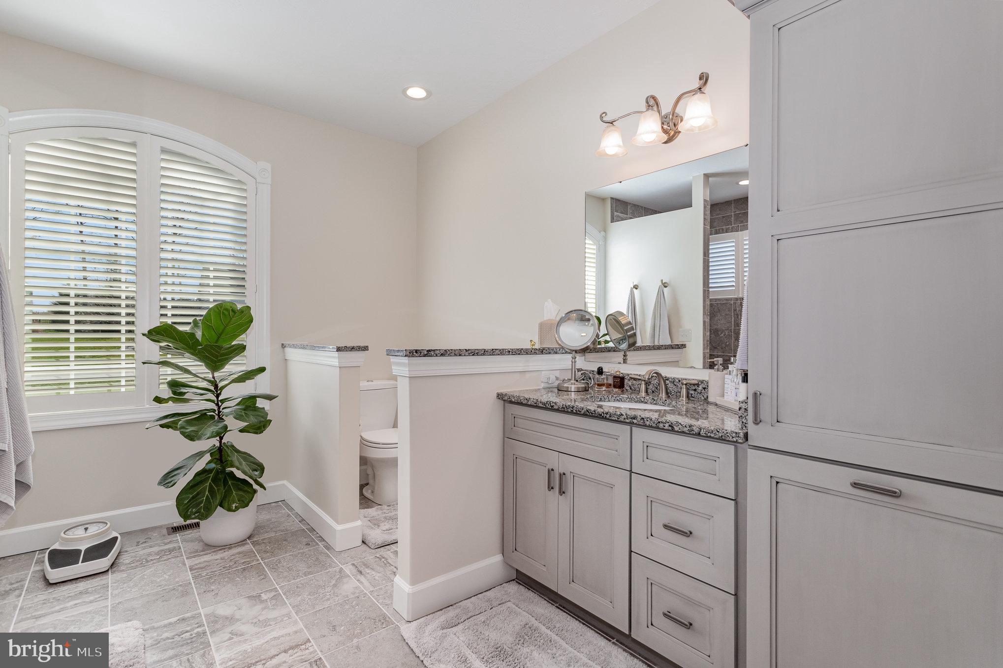 THORNBURY HUNT - Residential