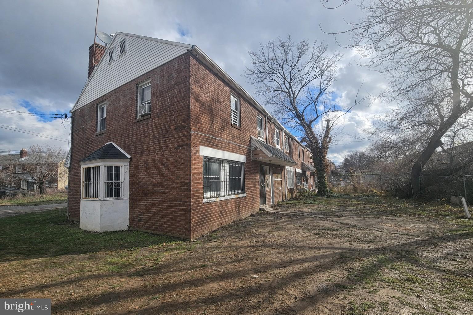 HIGHLAND GARDENS - Residential