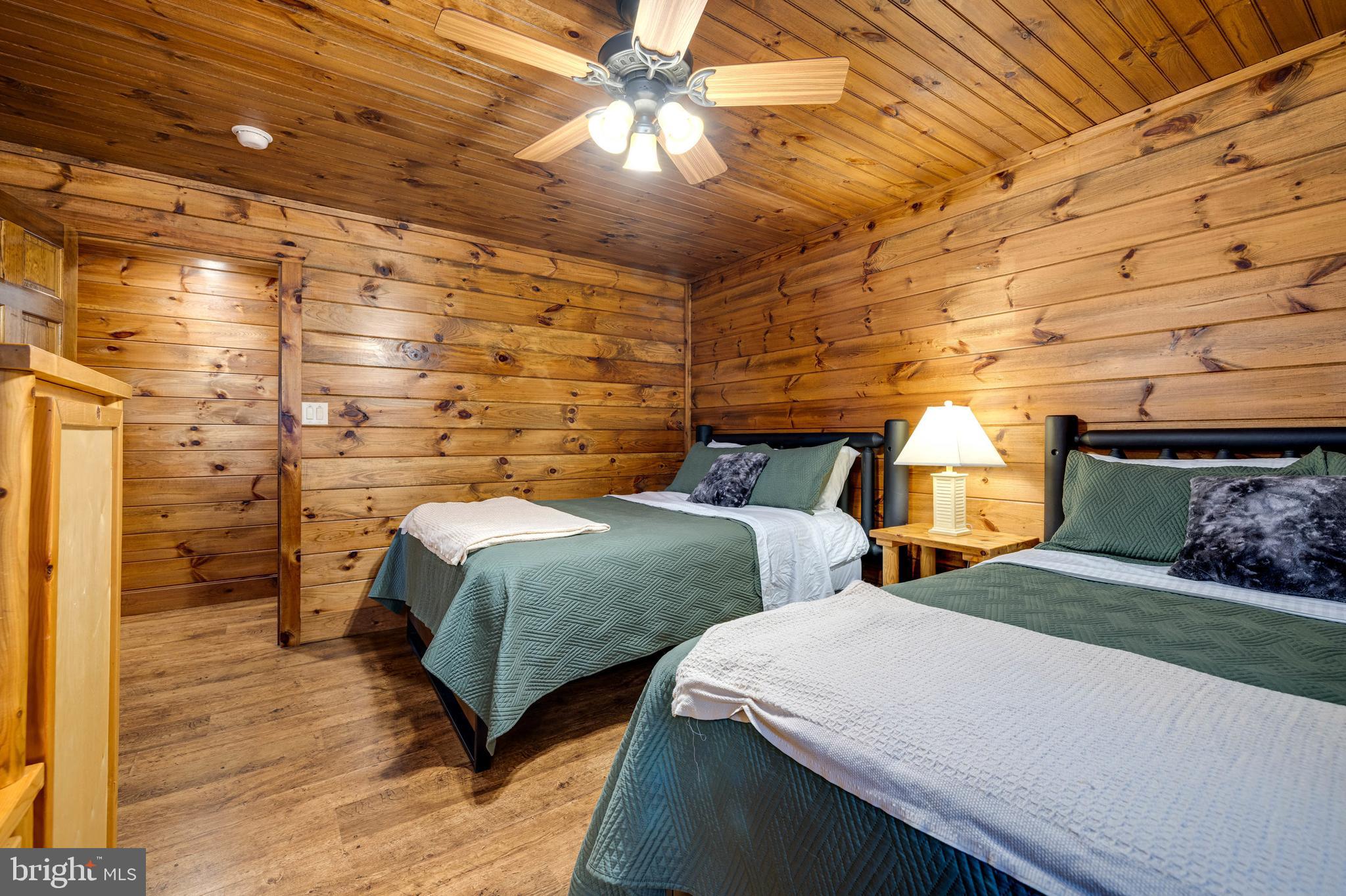 BATTLE CREEK - Residential