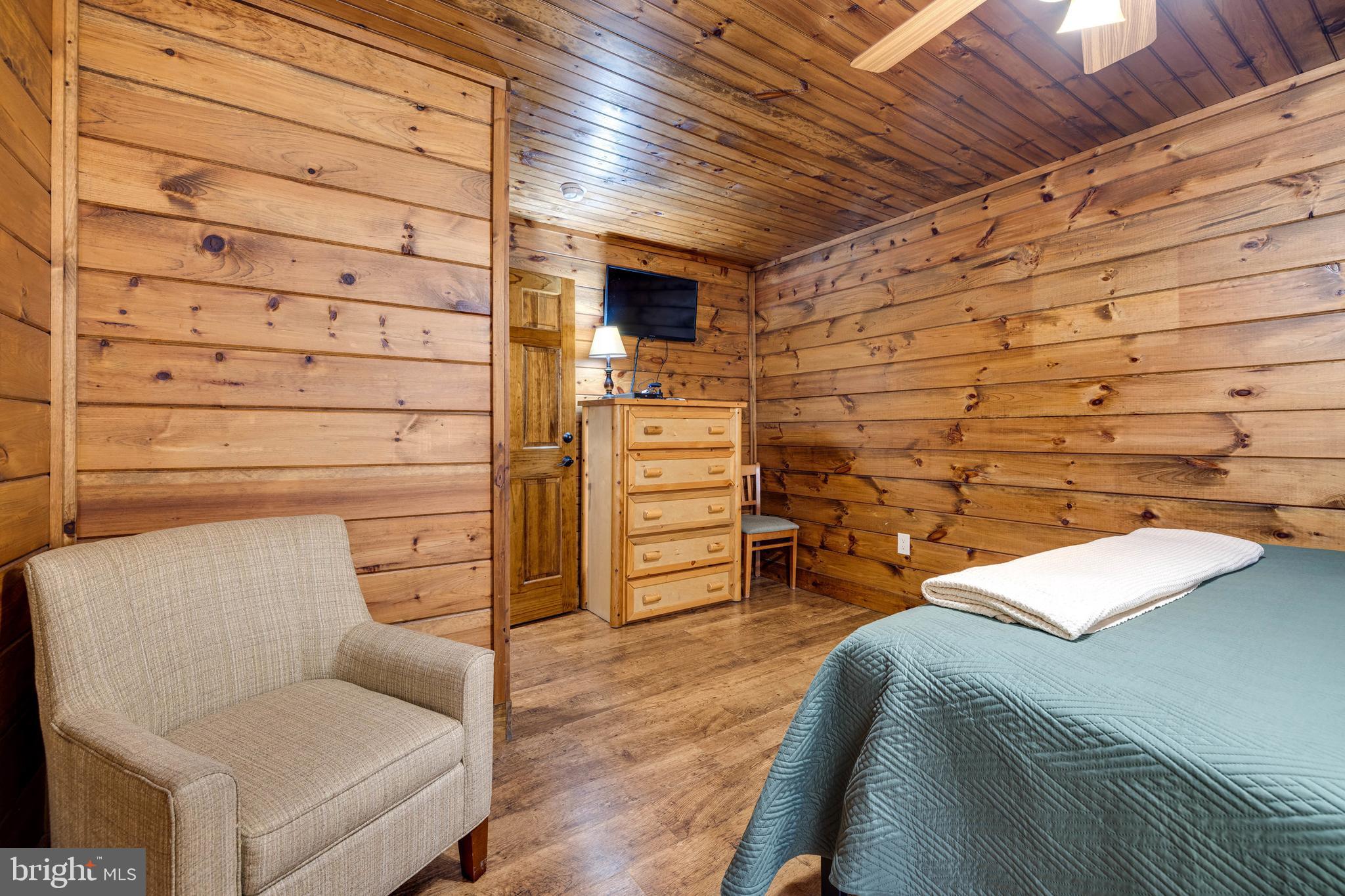 BATTLE CREEK - Residential