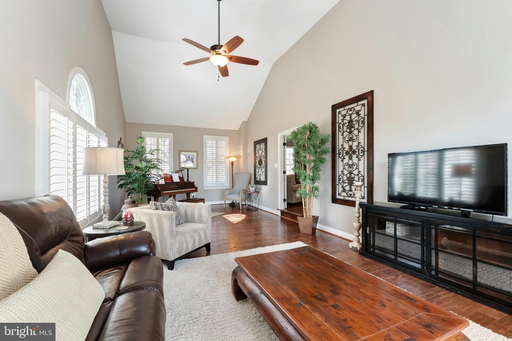 BELMONT COUNTRY CLUB - Residential