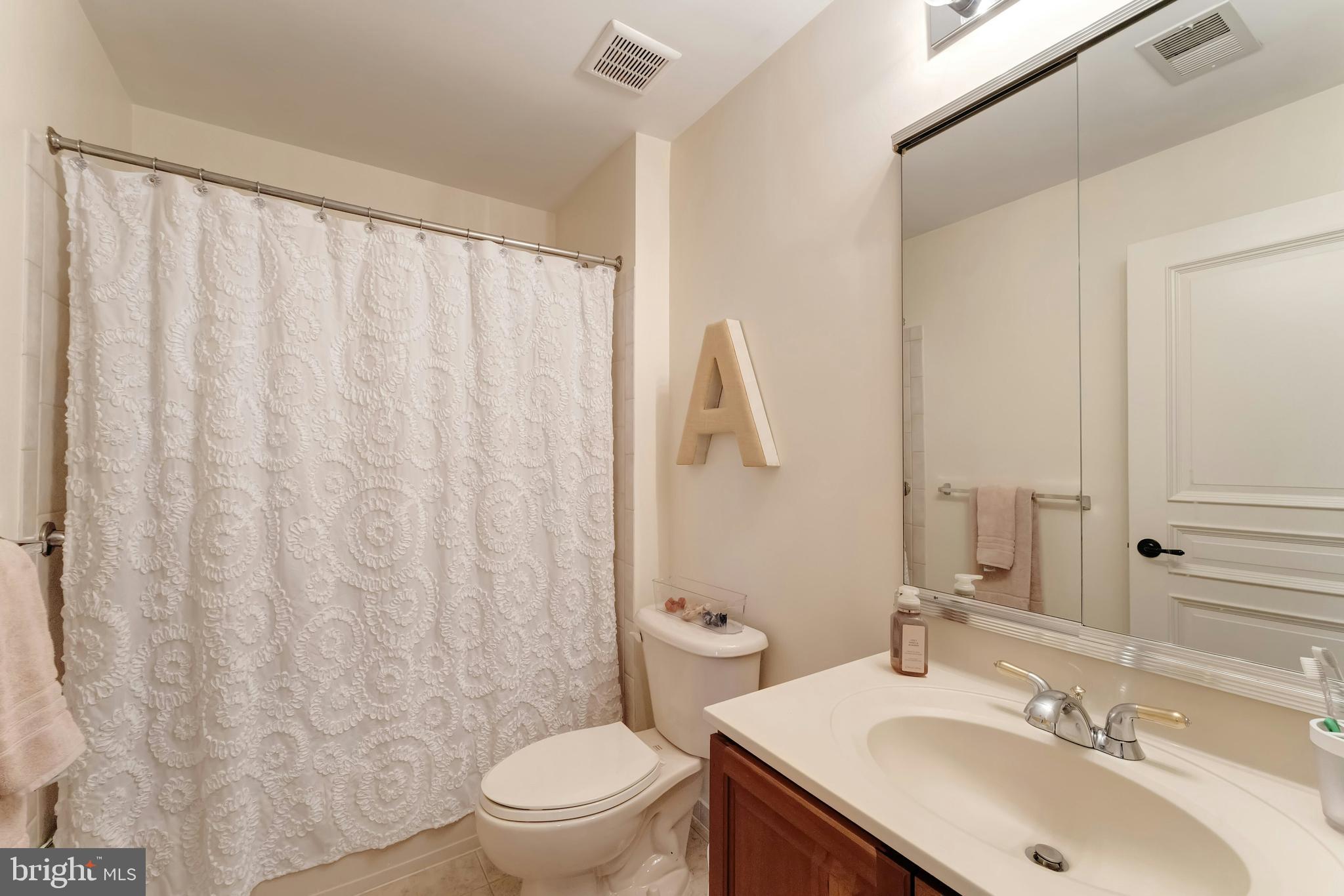 BELMONT COUNTRY CLUB - Residential