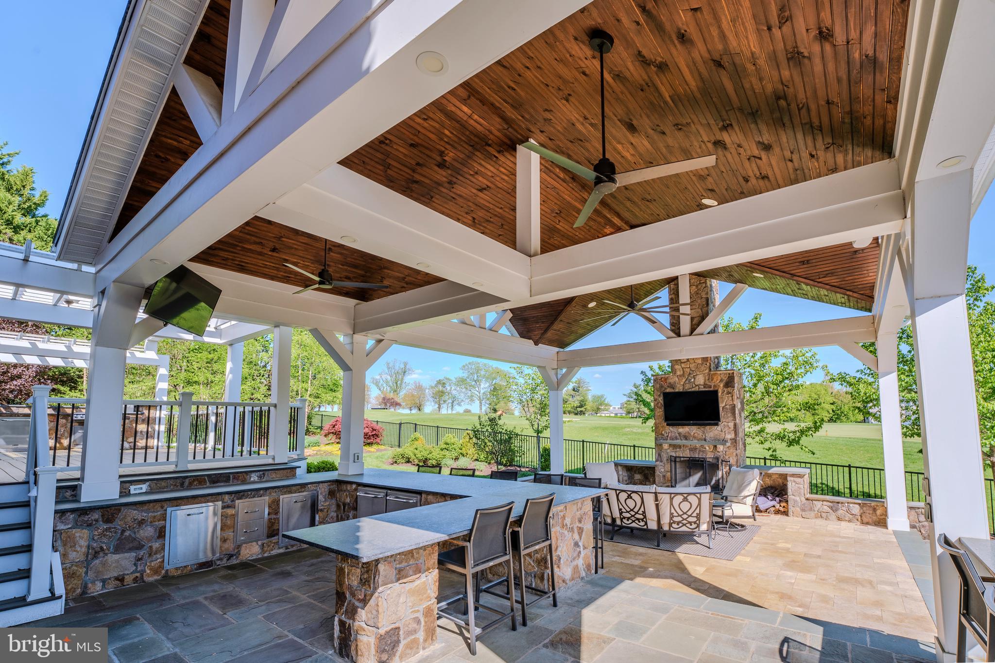 BELMONT COUNTRY CLUB - Residential