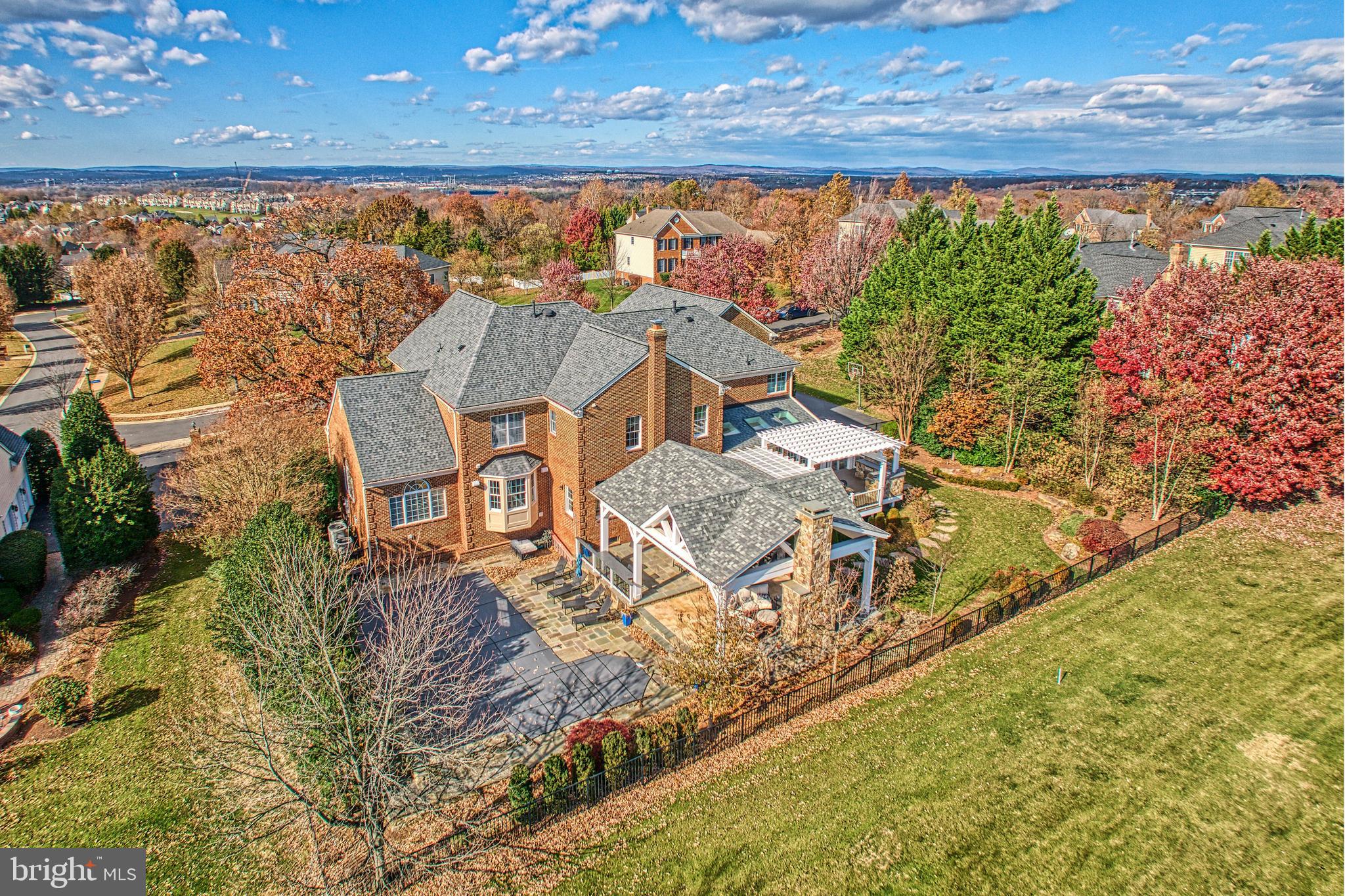 BELMONT COUNTRY CLUB - Residential