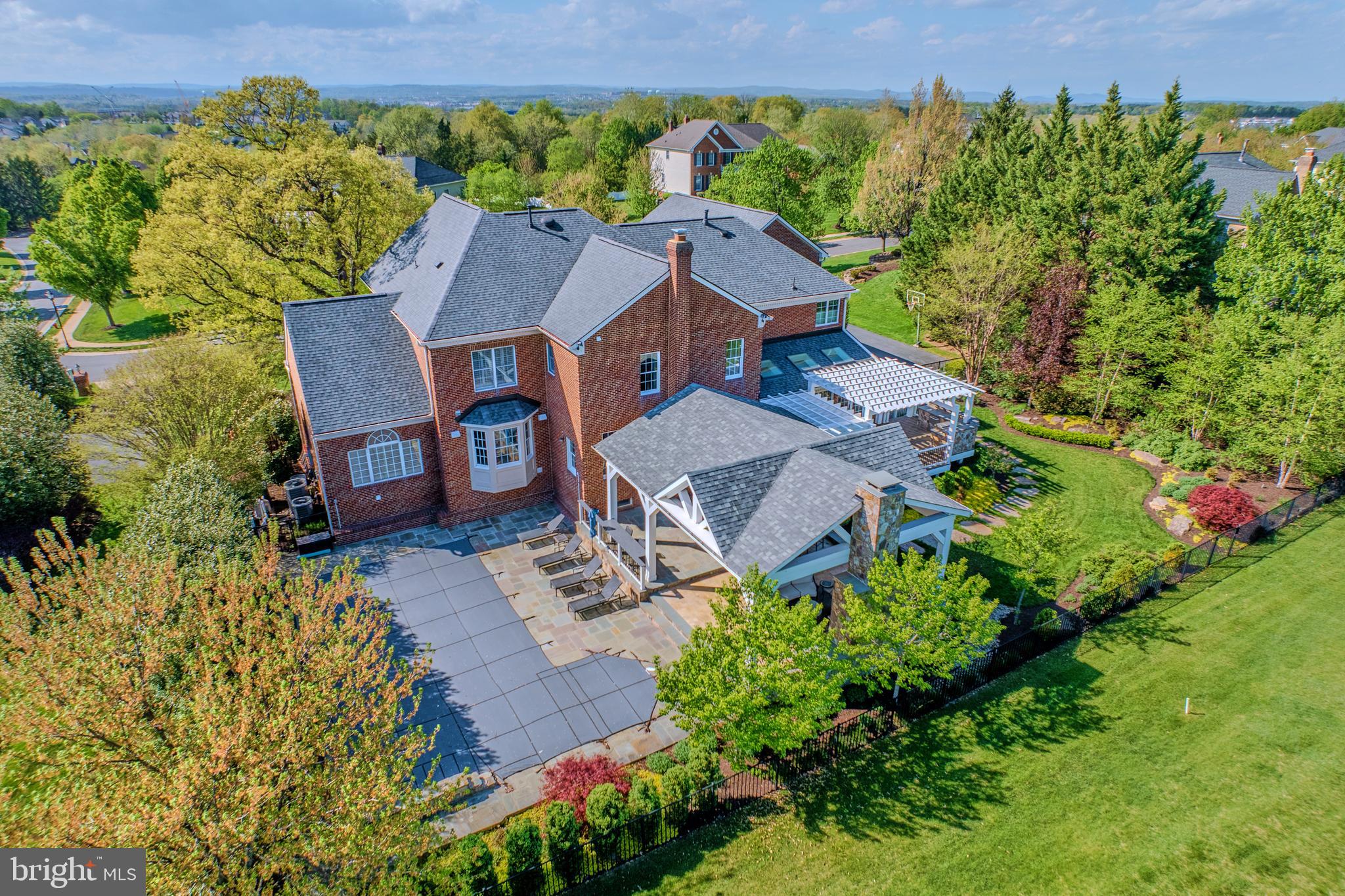 BELMONT COUNTRY CLUB - Residential