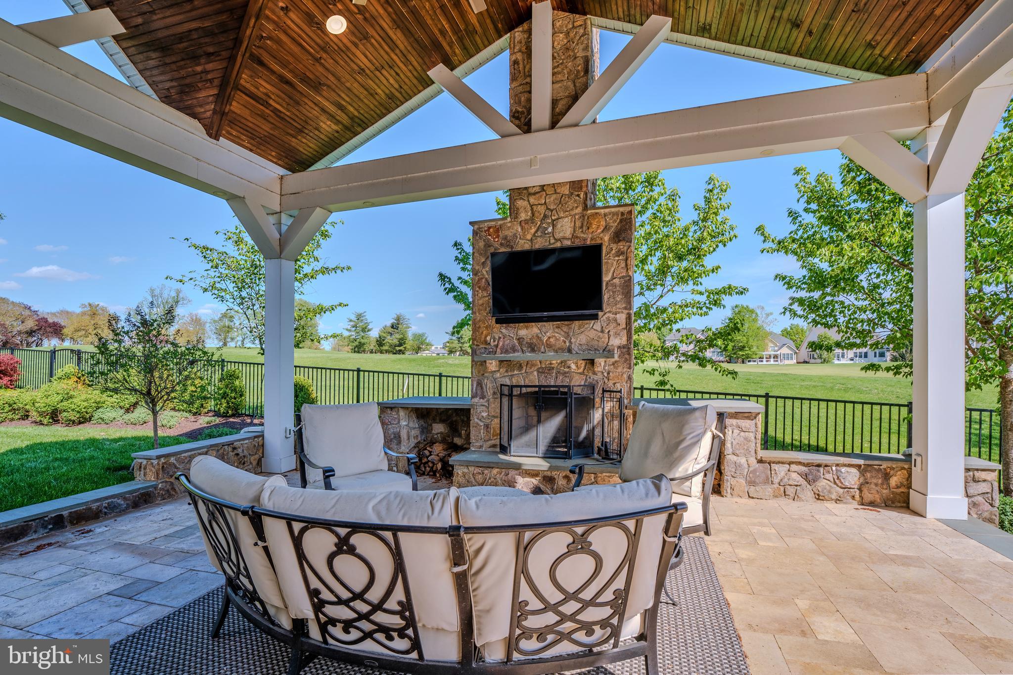 BELMONT COUNTRY CLUB - Residential