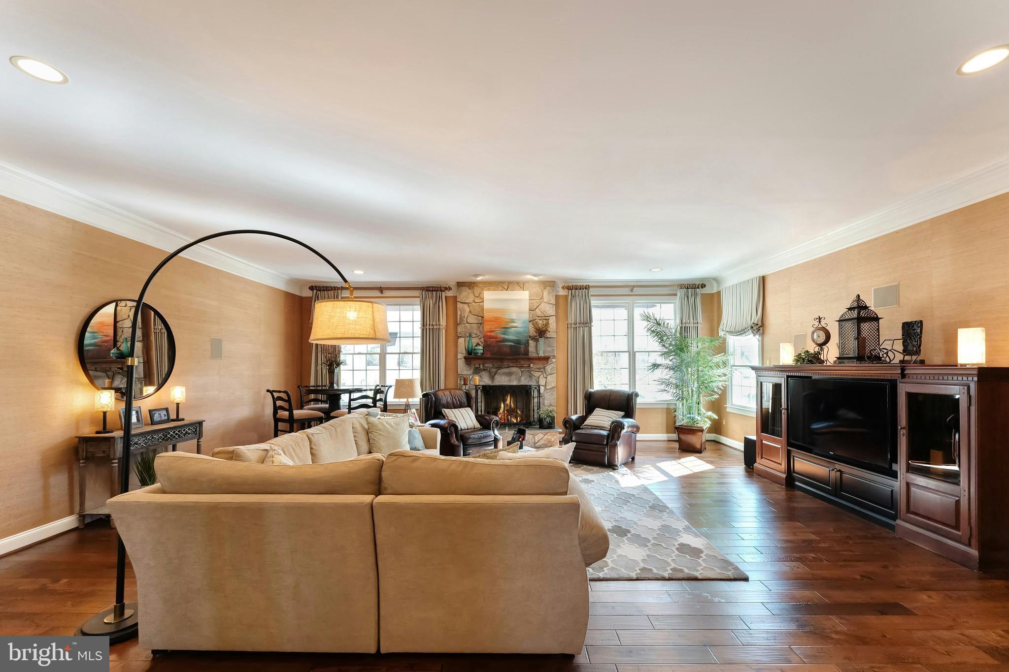 BELMONT COUNTRY CLUB - Residential