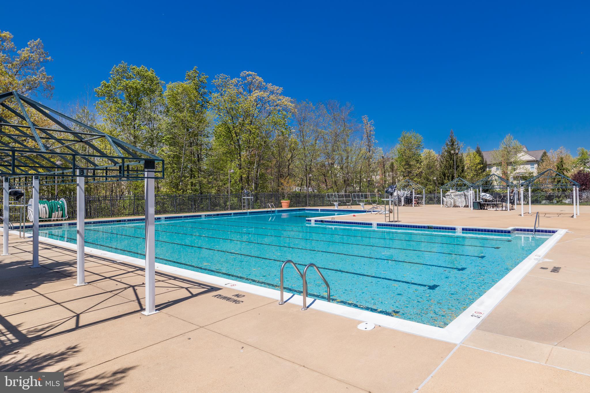 BELMONT COUNTRY CLUB - Residential