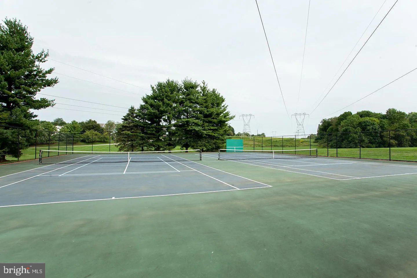 EXTON STATION - Residential Lease