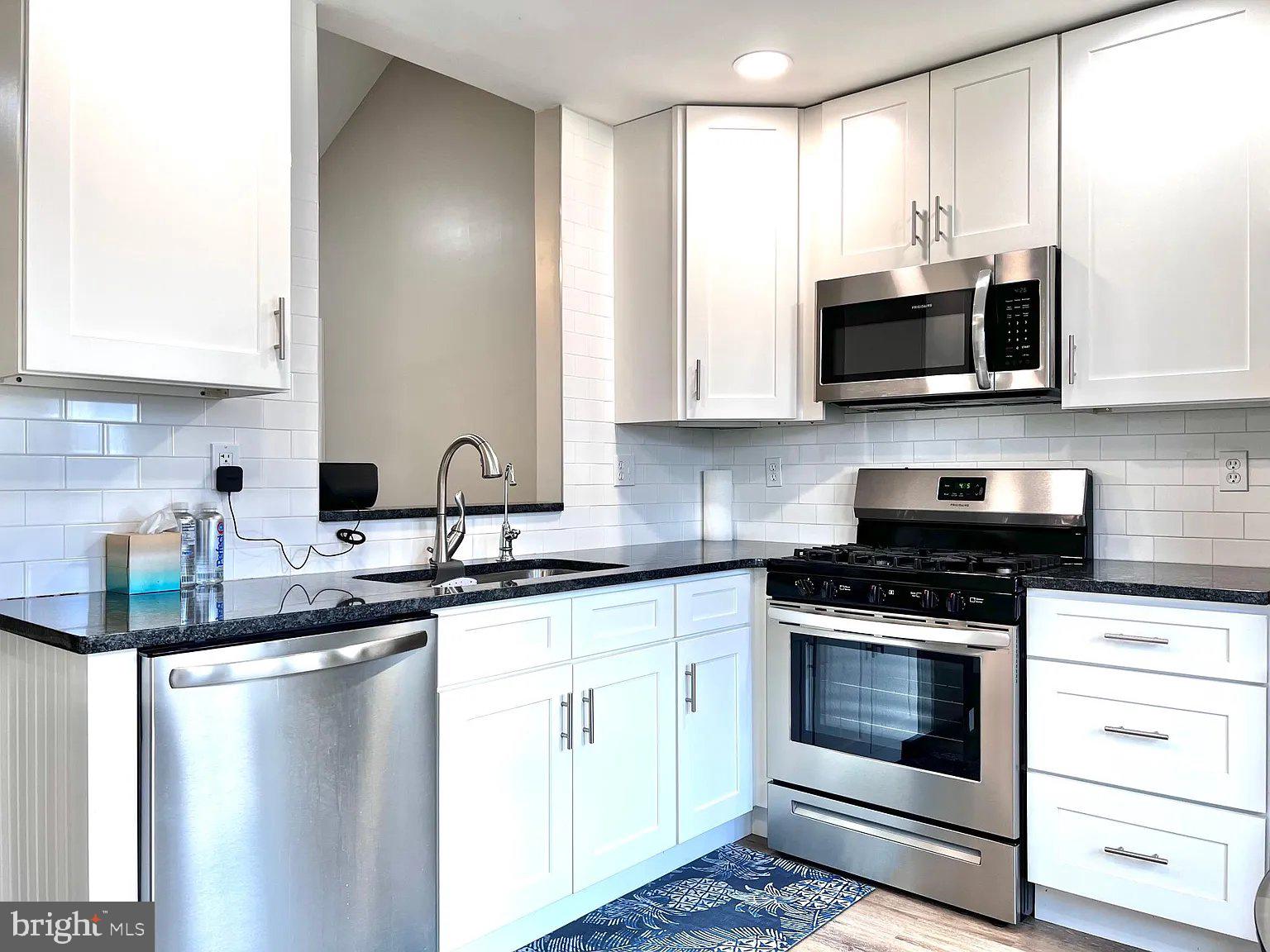 EXTON STATION - Residential Lease