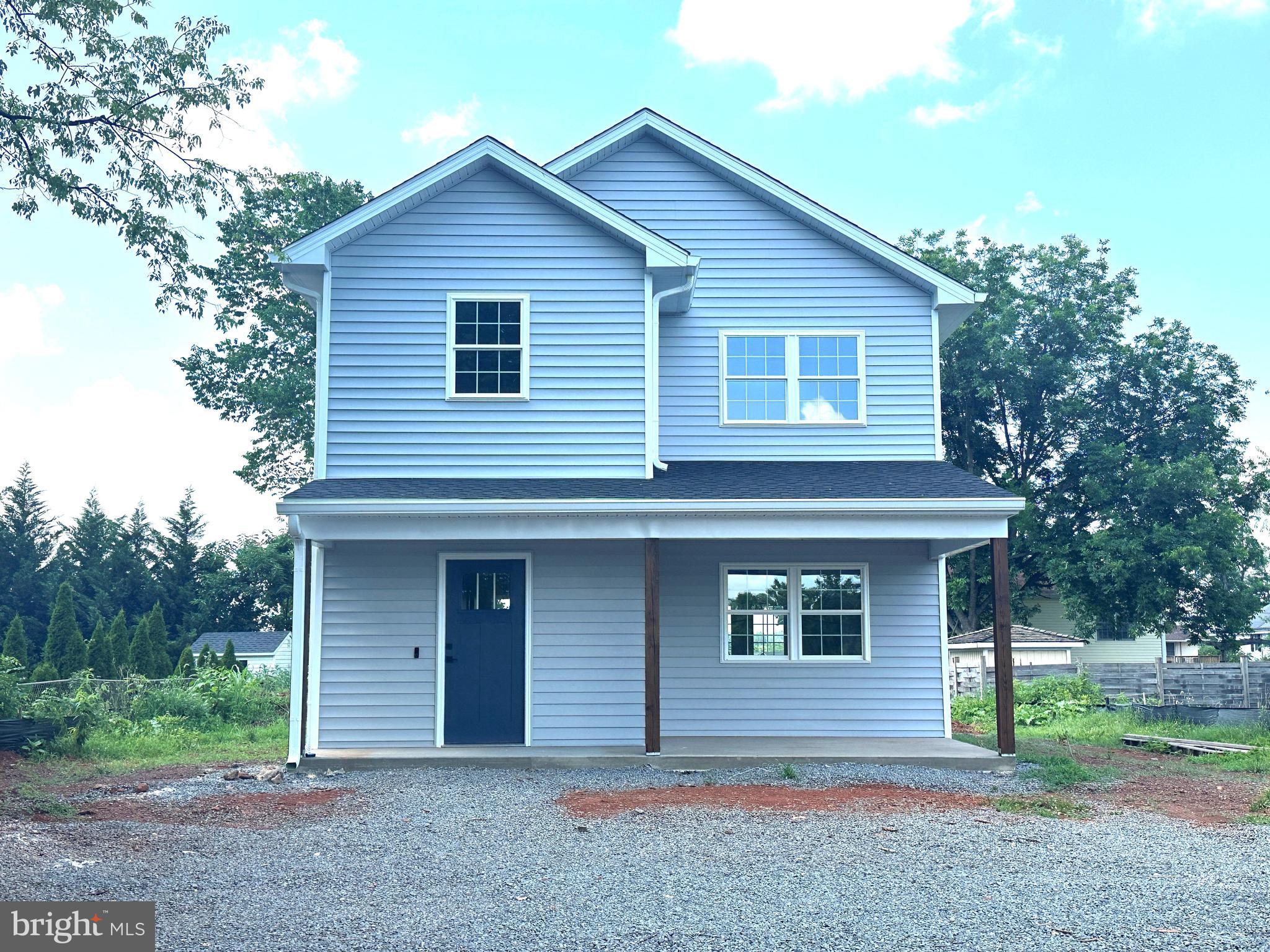 606 FAIRFAX STREET