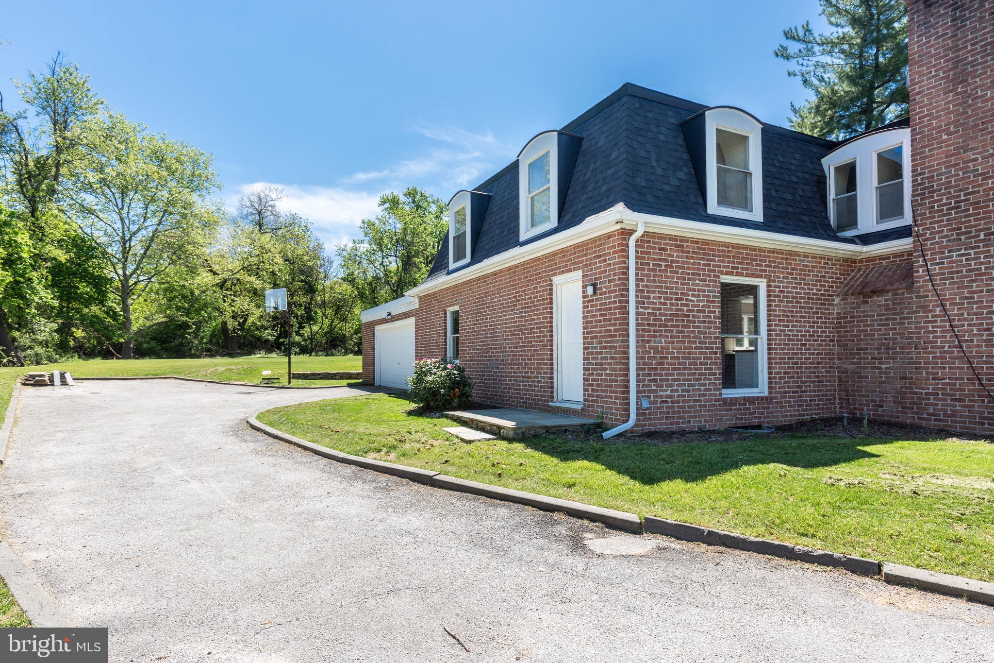 WINCHESTER PARK - Residential