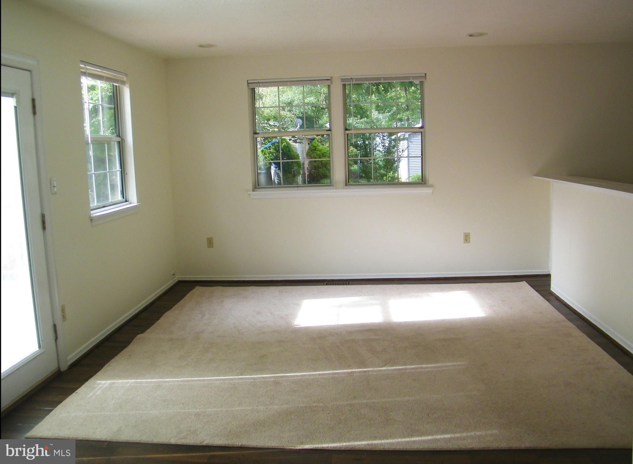 WHITE SANDS - Residential