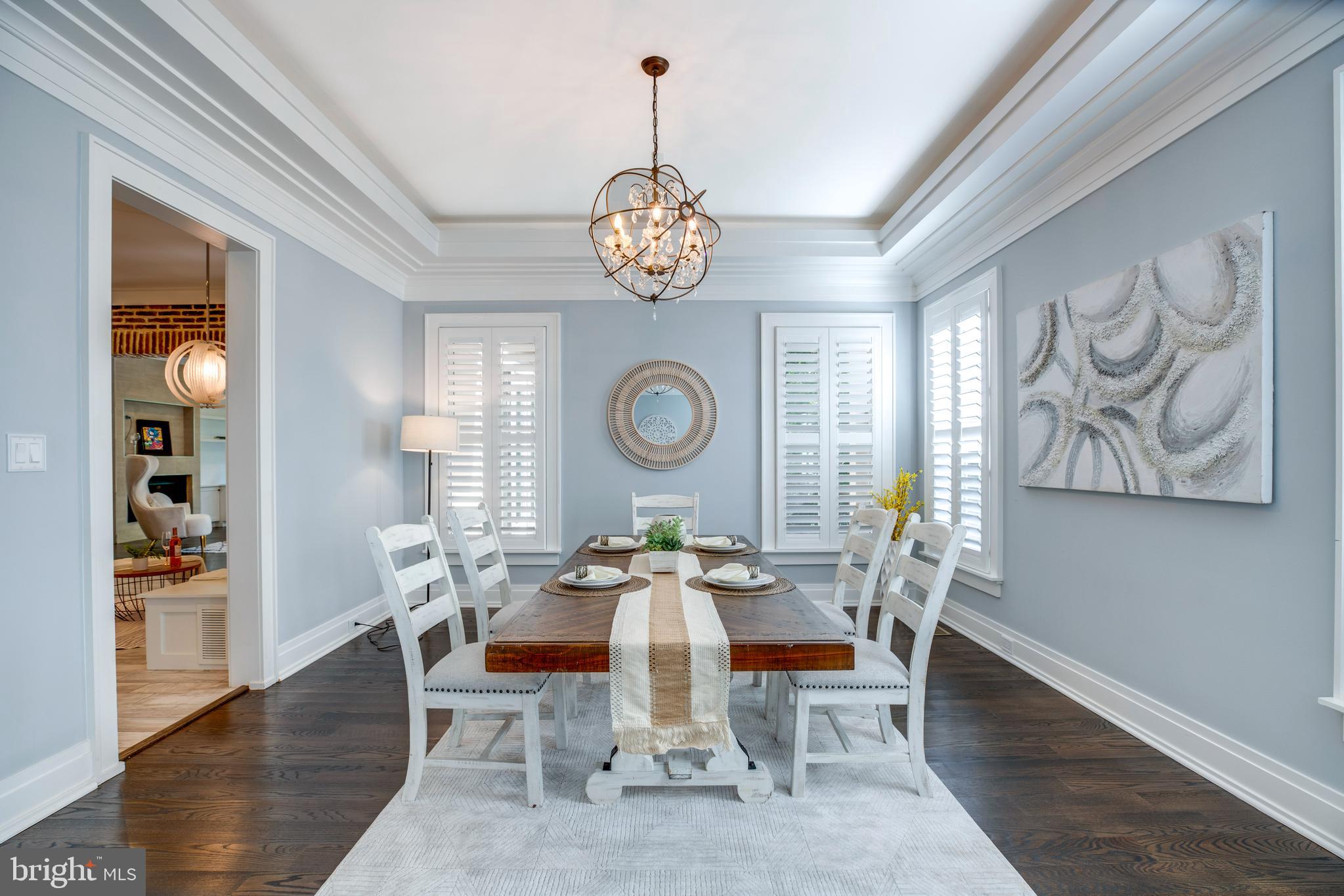 VIENNA WOODS - Residential