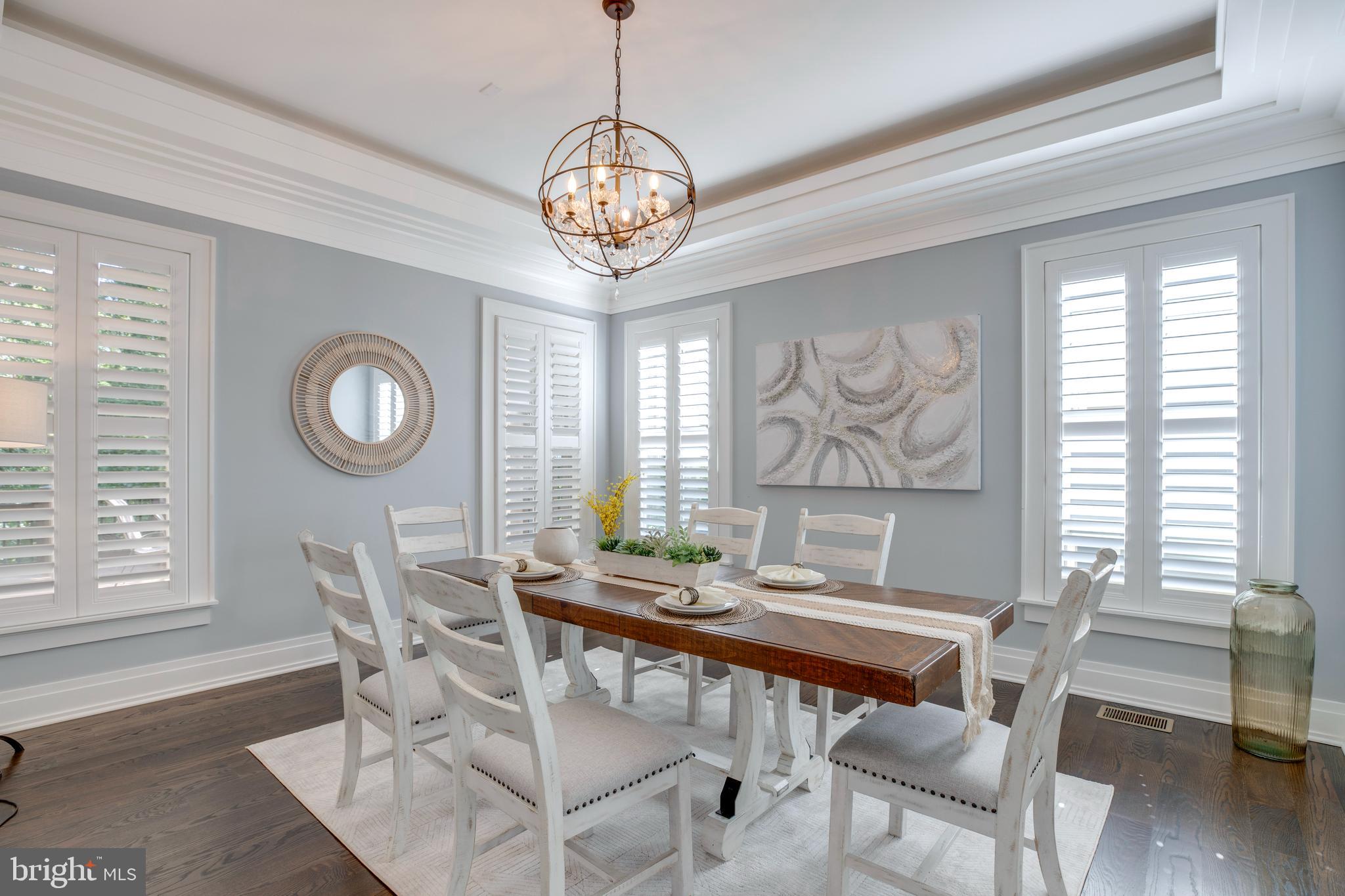 VIENNA WOODS - Residential