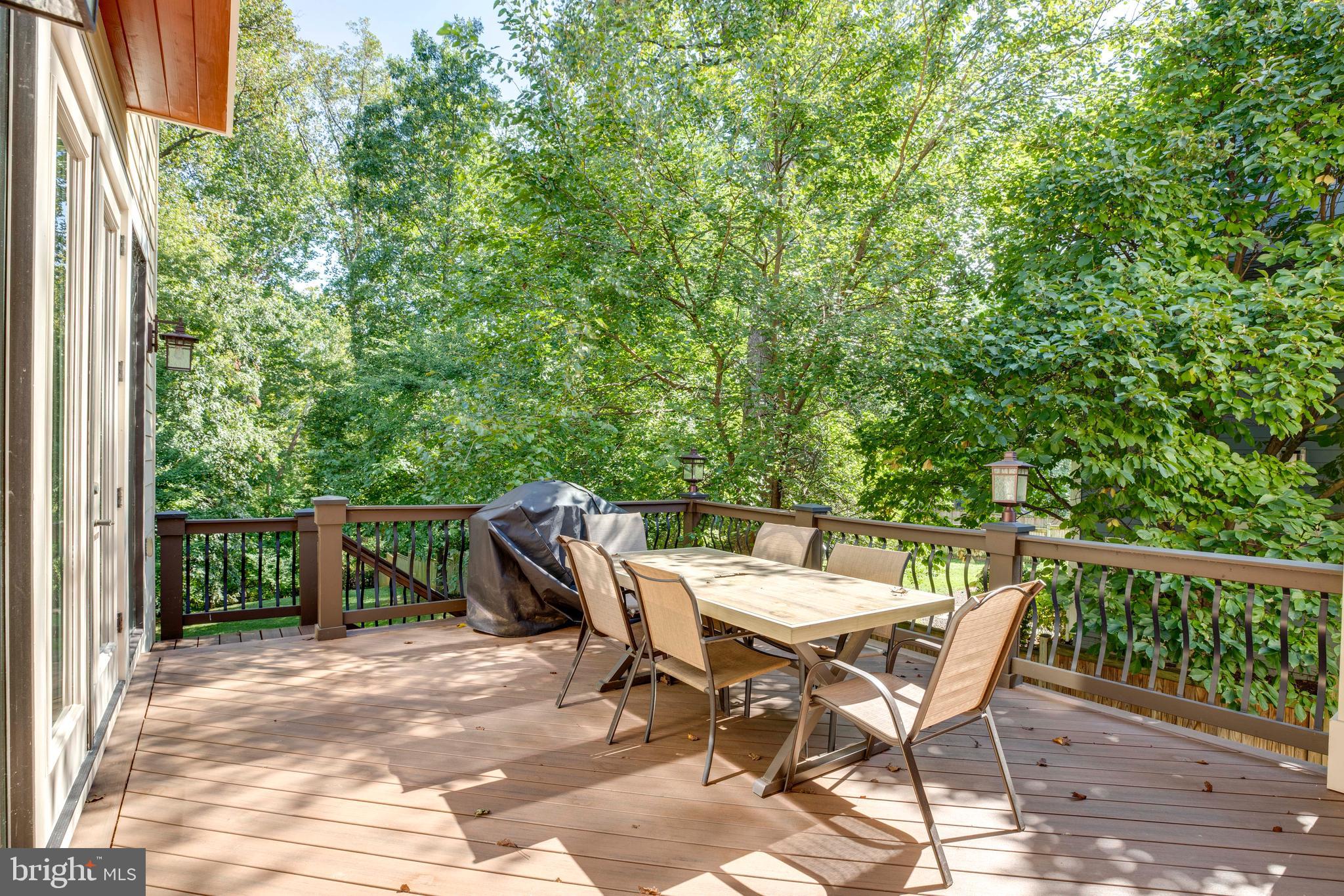 VIENNA WOODS - Residential