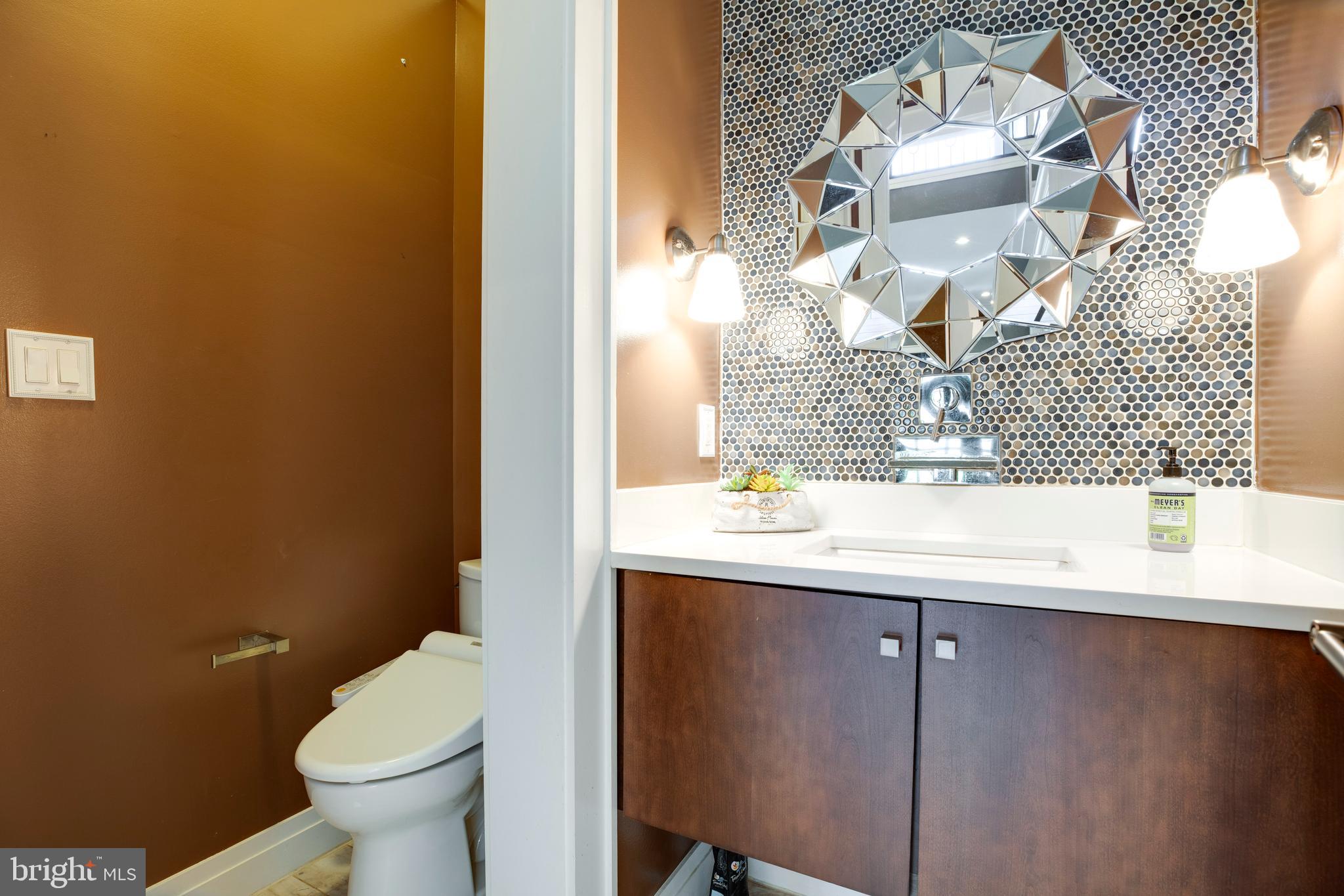 VIENNA WOODS - Residential