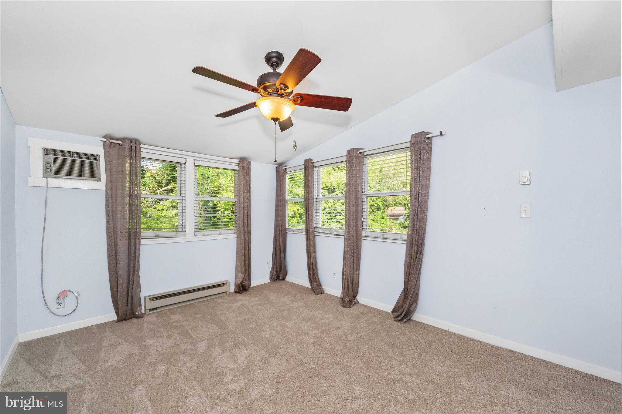 GREGG NECK - Residential