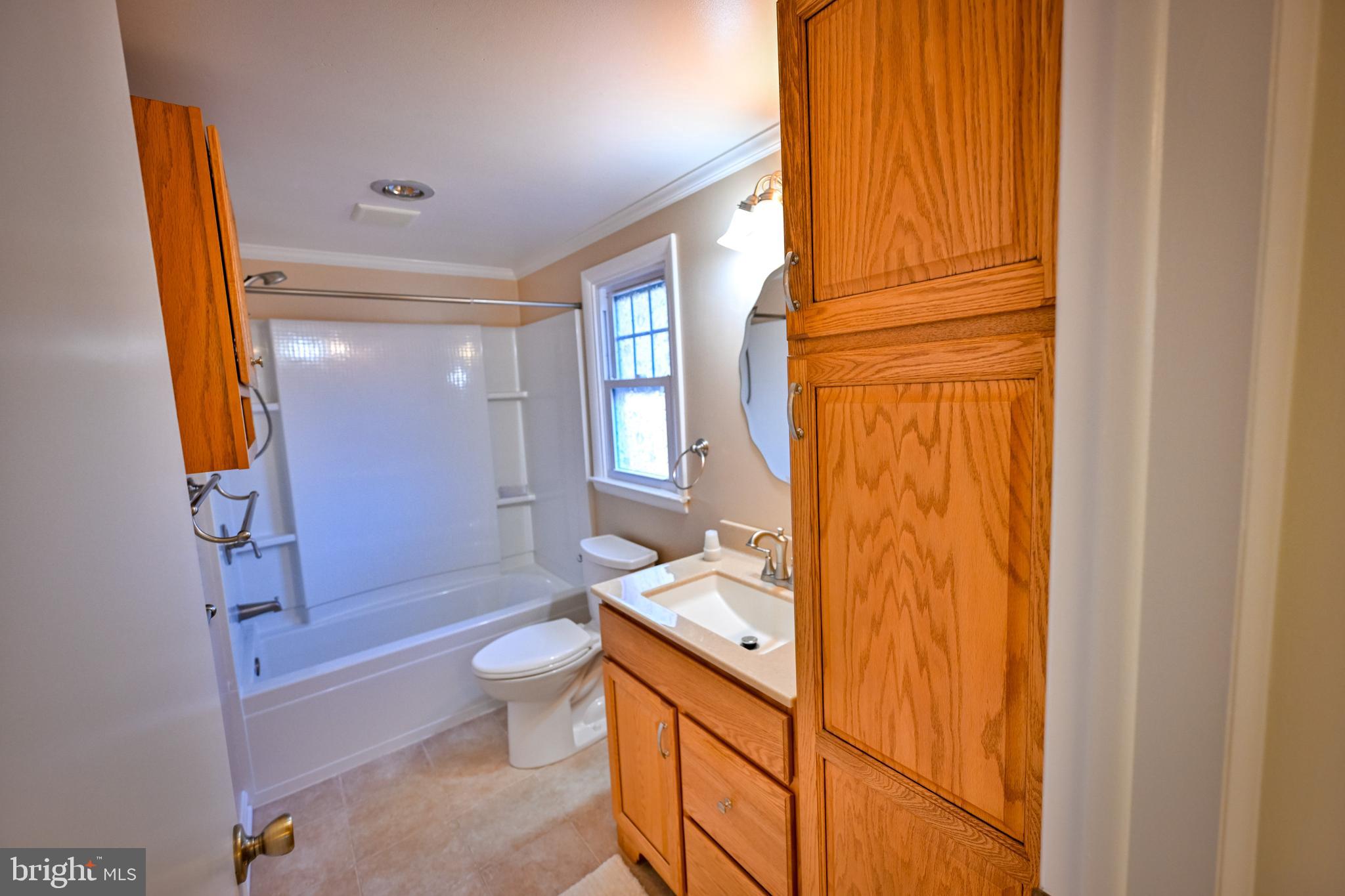 KINGSVILLE - Residential